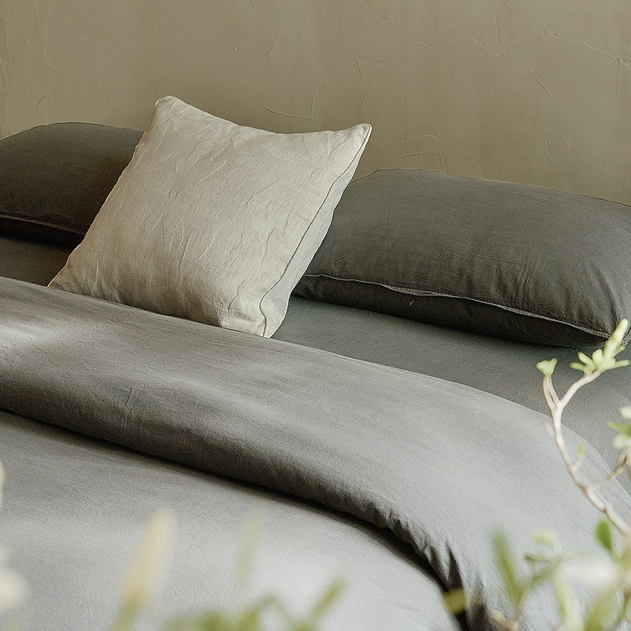 - Ever Lasting - Ethan Minimalist Bedding Set / Gray - Bedding Set - Ever Lasting