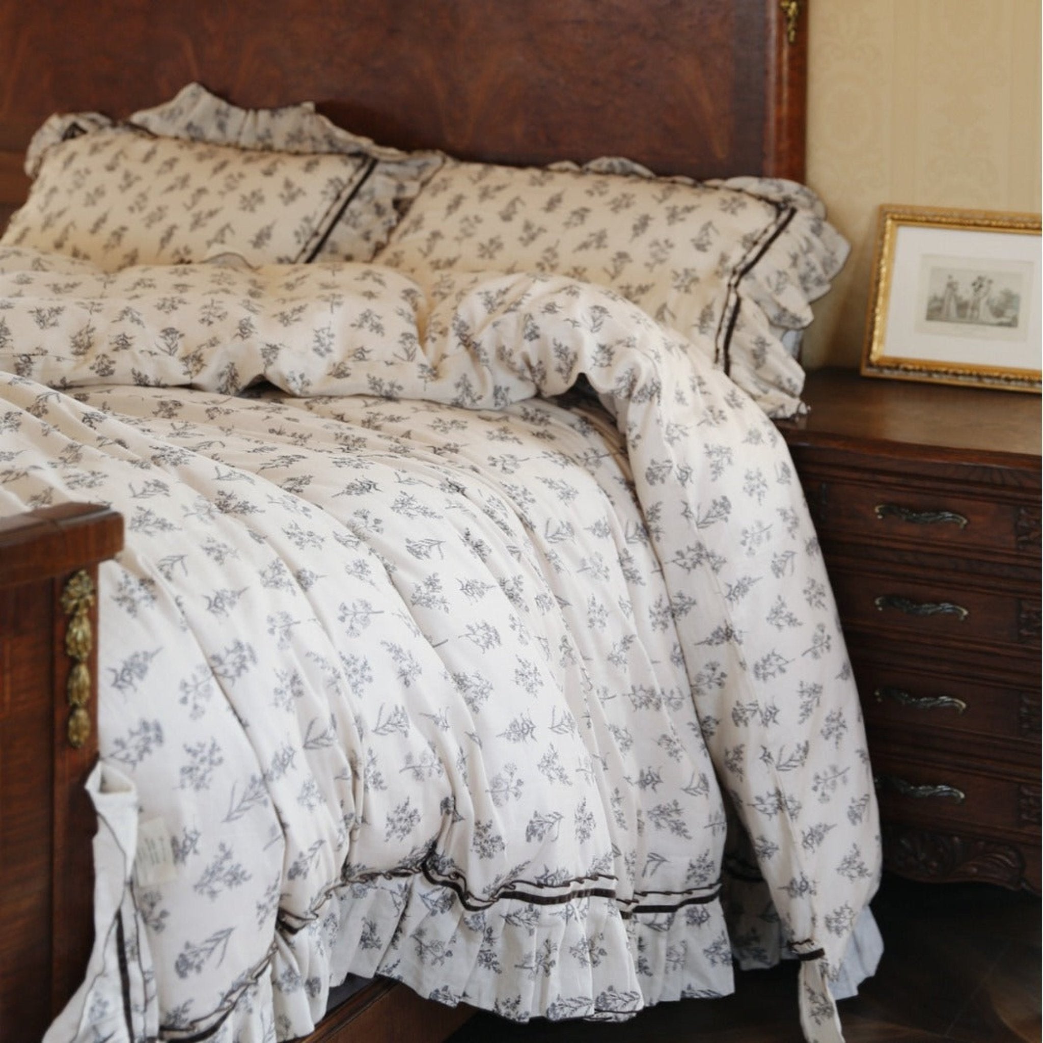 Evelina Baroque Vintage Floral Bedding Set - Ever Lasting