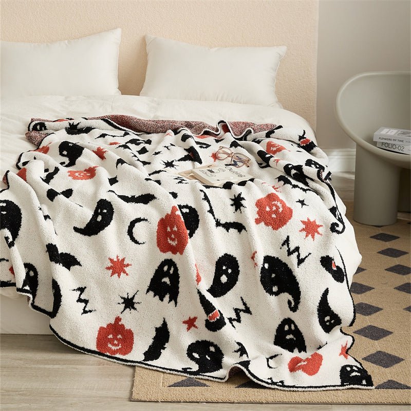- Ever Lasting - Fall Halloween Themed Fleece Blanket / White - Blankets - Ever Lasting