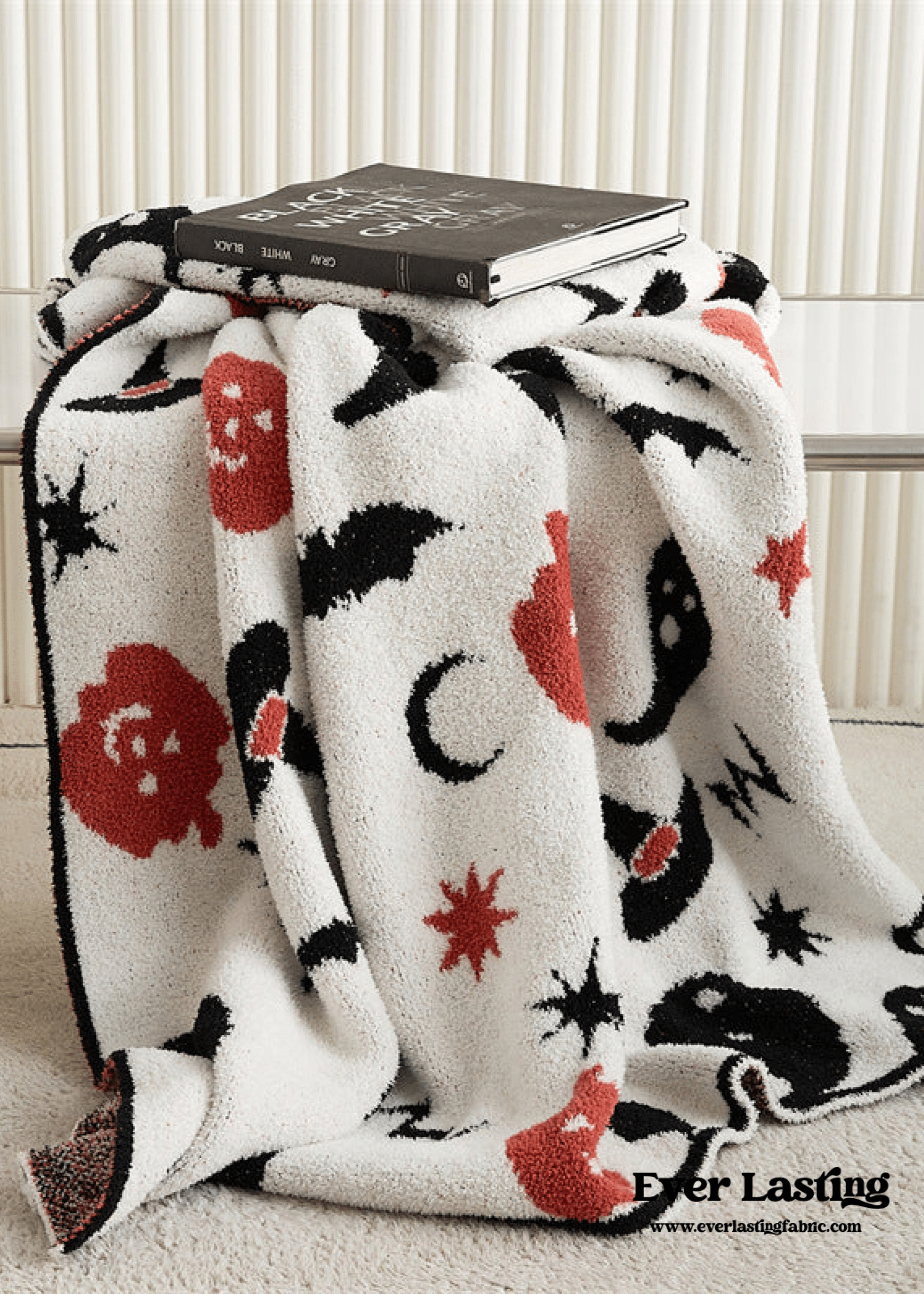 - Ever Lasting - Fall Halloween Themed Fleece Blanket / White - Blankets - Ever Lasting