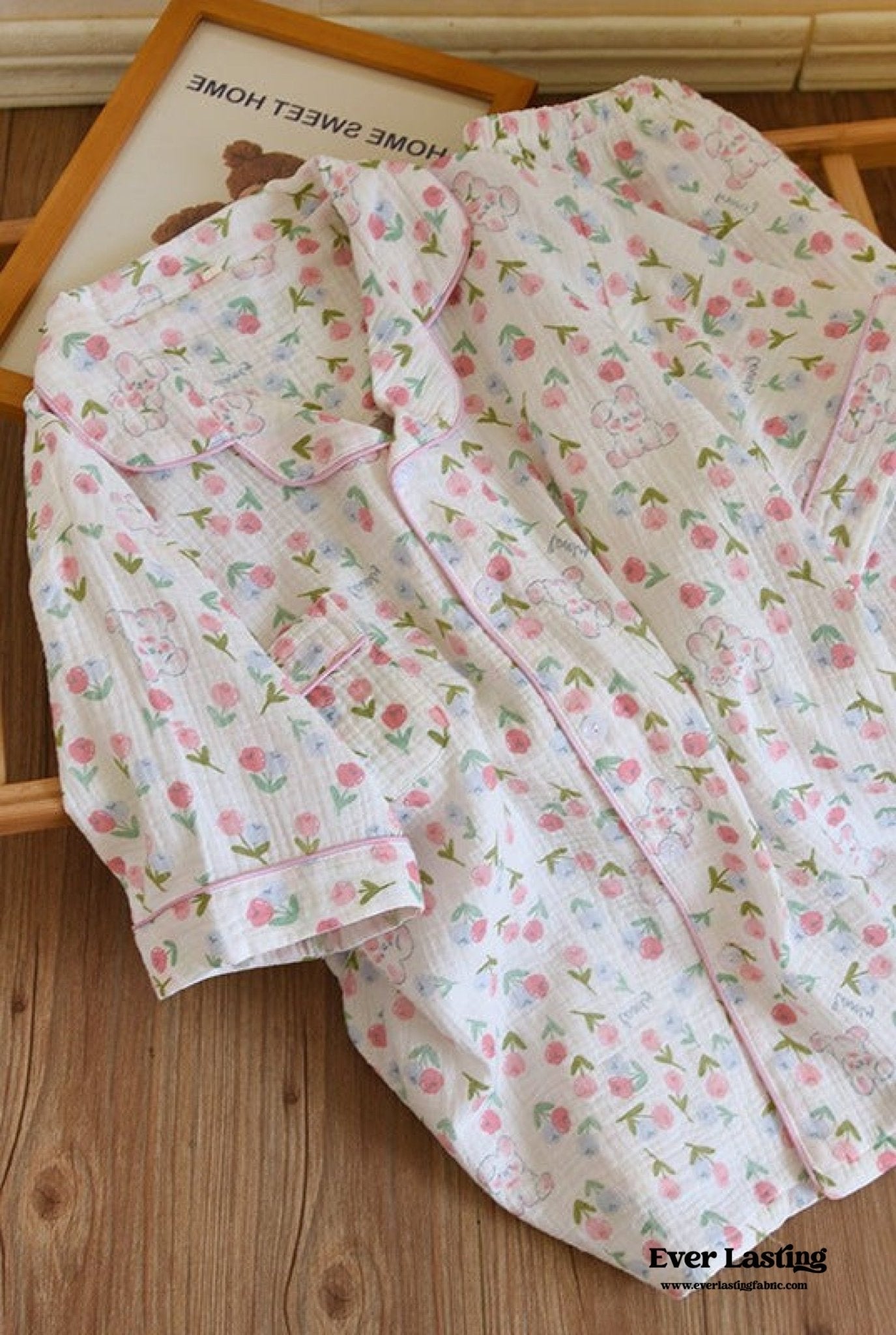 Floral Garden Short Sleeves and Pants Cotton Pajama Set / White - Ever Lasting