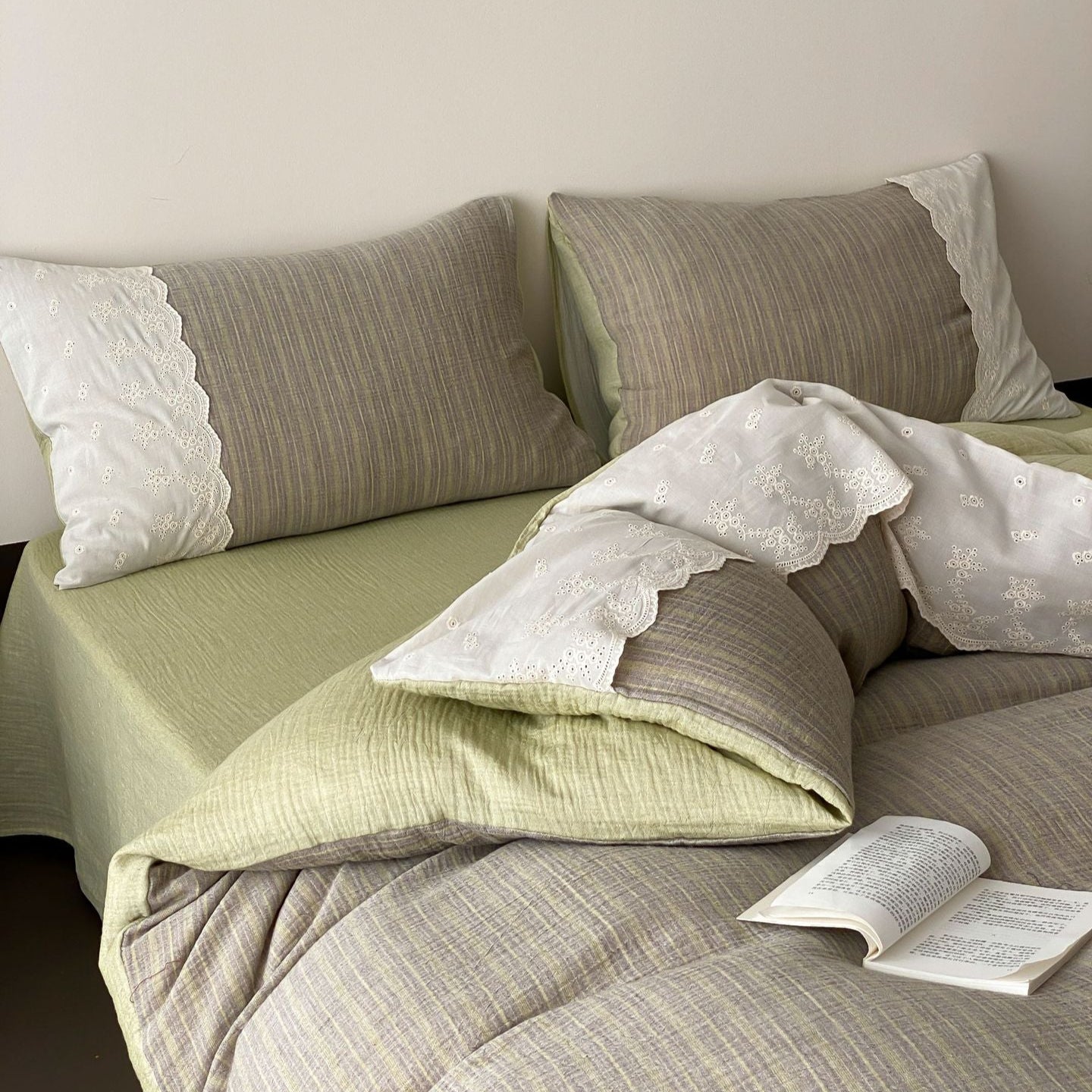 Florence Lace Double Gauze Striped Bedding Bundle - Ever Lasting