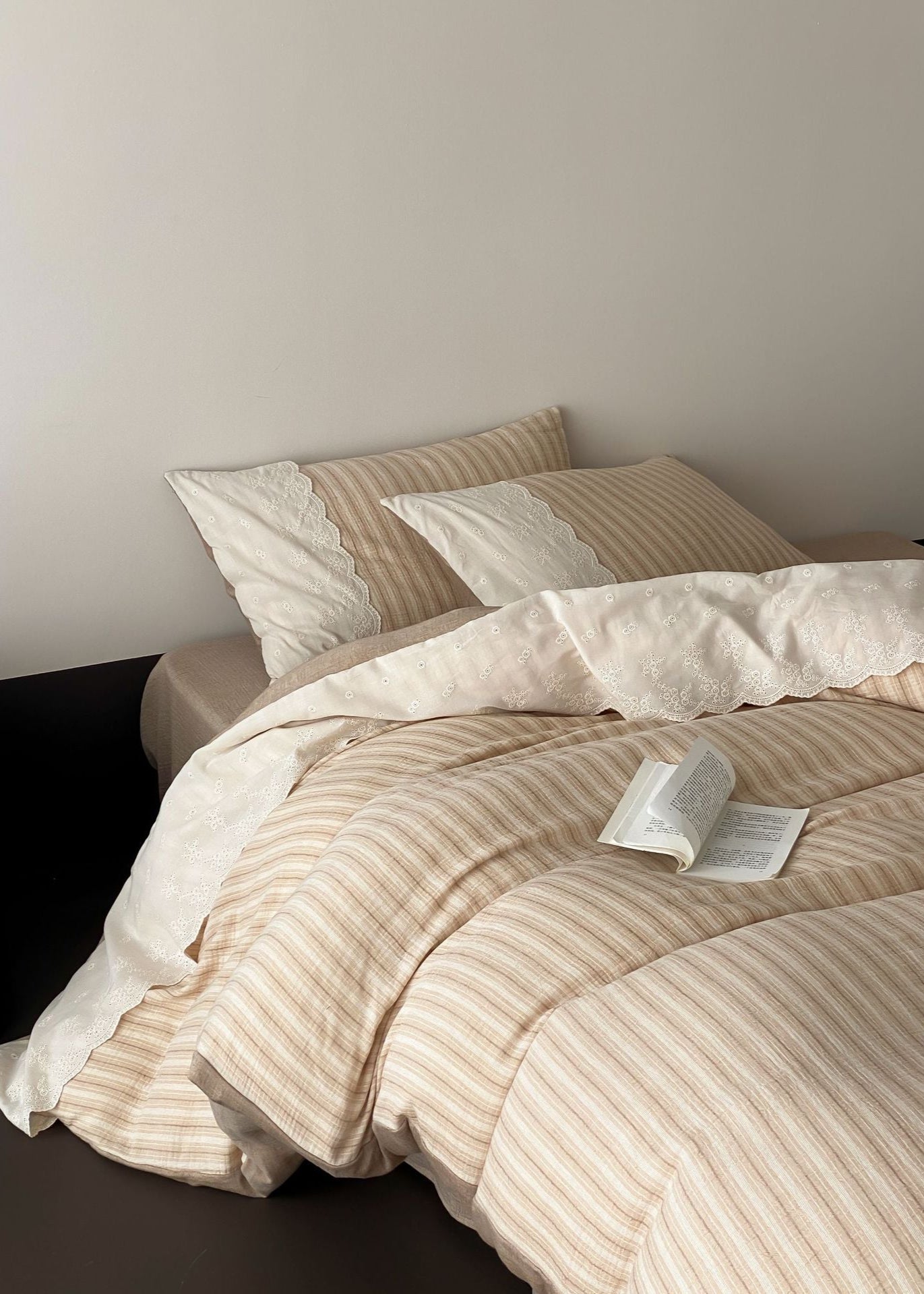 Florence Lace Double Gauze Striped Bedding Bundle - Ever Lasting