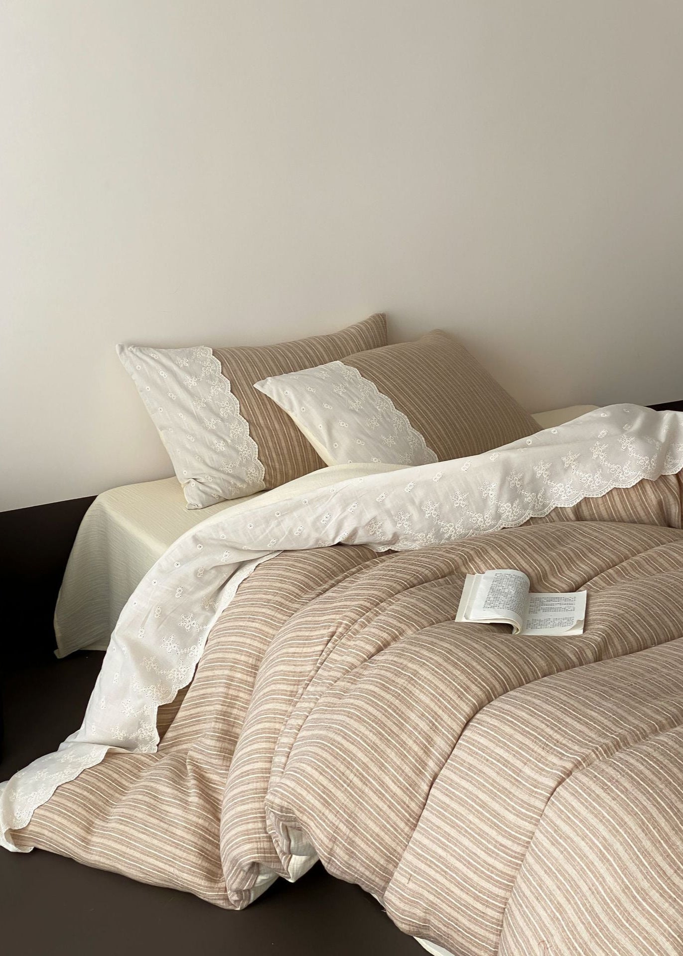 Florence Lace Double Gauze Striped Bedding Bundle - Ever Lasting