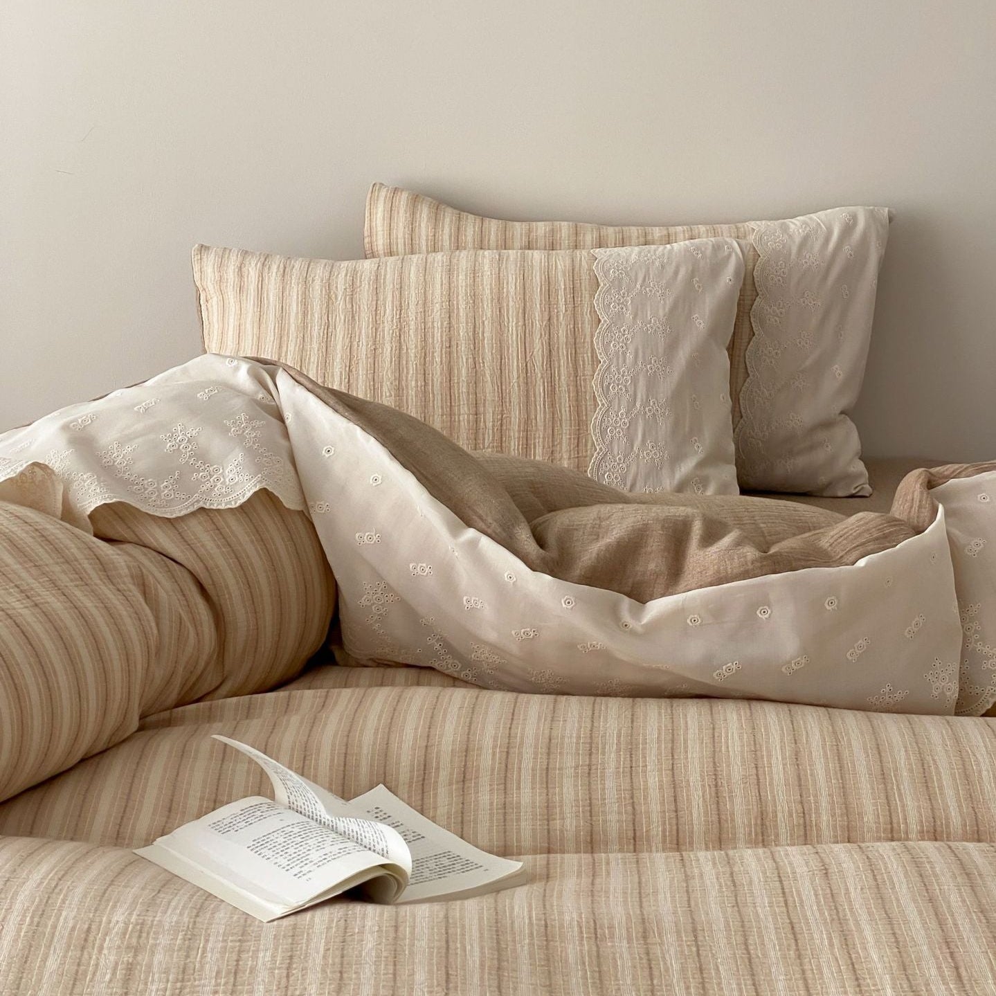 Florence Lace Double Gauze Striped Bedding Bundle - Ever Lasting