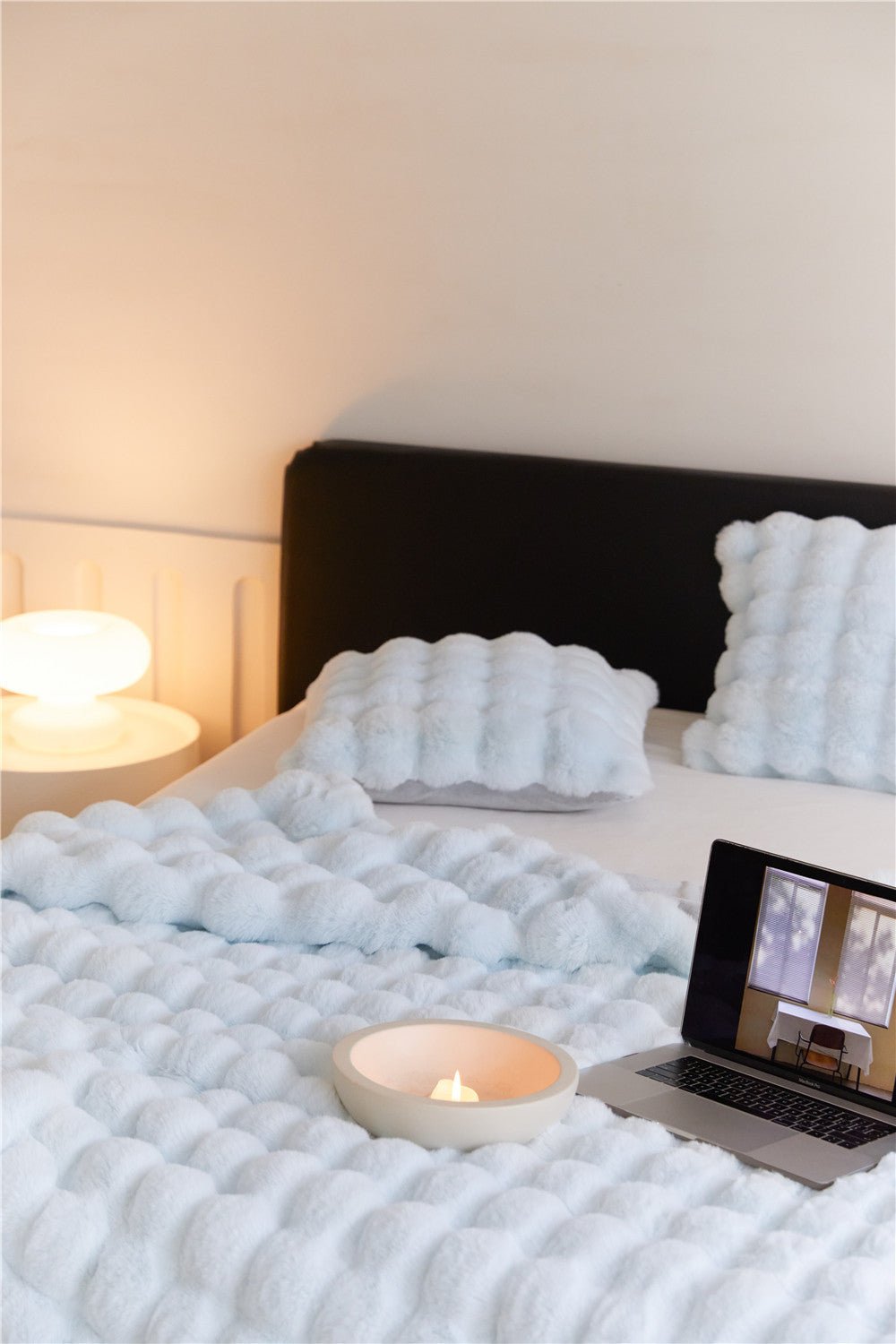 - Ever Lasting - Fluffy Plush Throw Blanket / White - Blankets - Ever Lasting