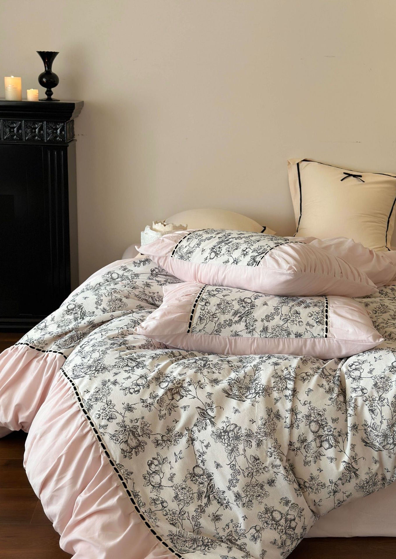 - Ever Lasting - French Black Lace Bedding Set / Cream - Bedding Set - Ever Lasting