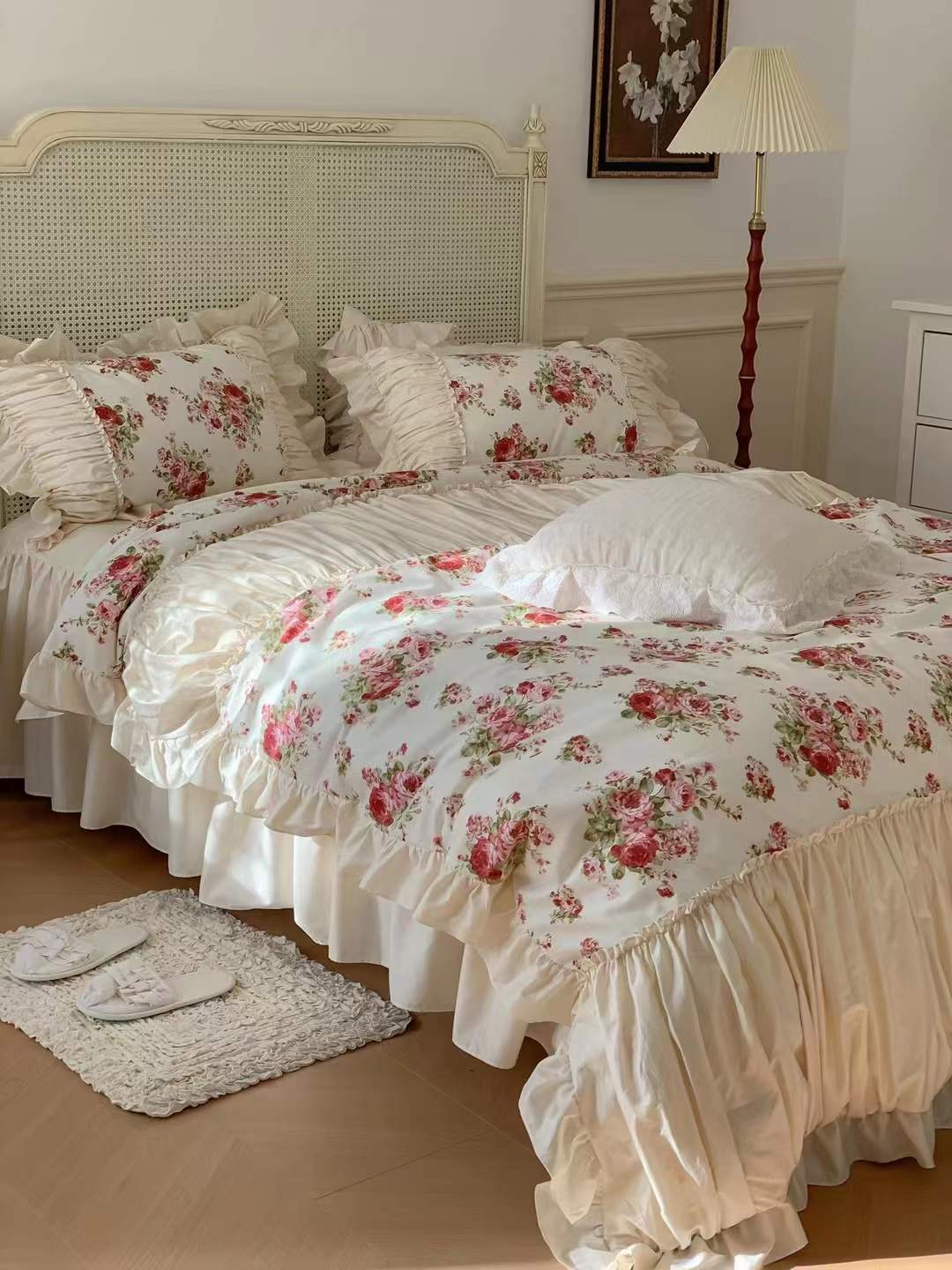- Ever Lasting - French Rose Floral Ruffle Bedding Set / White - Bedding Set - Ever Lasting