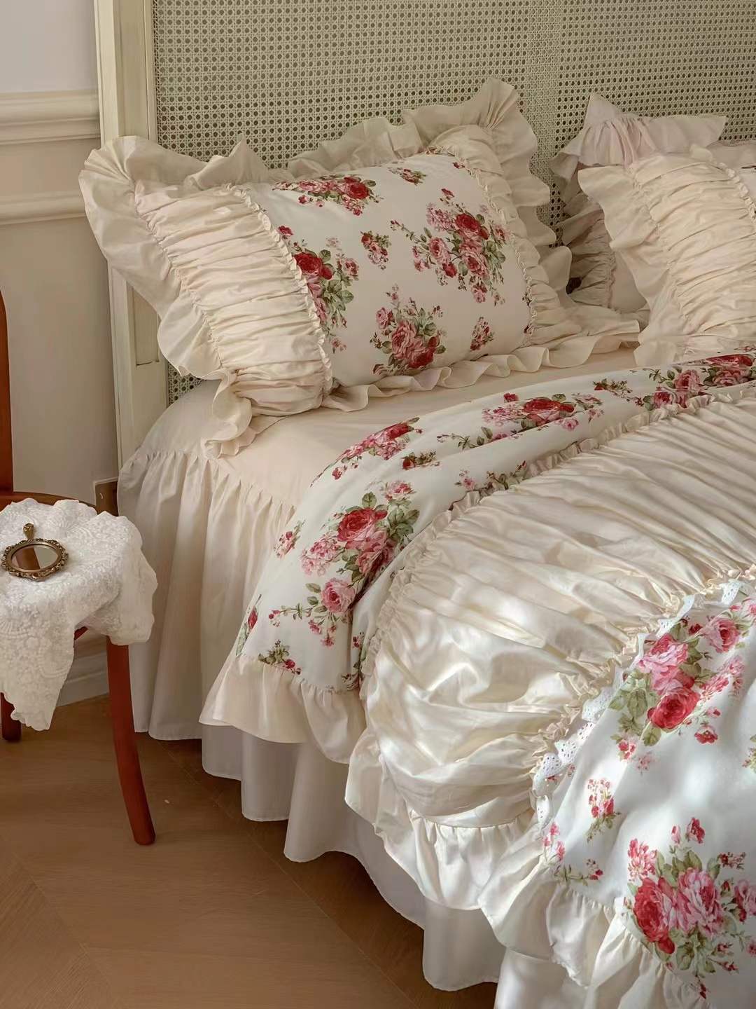 - Ever Lasting - French Rose Floral Ruffle Bedding Set / White - Bedding Set - Ever Lasting