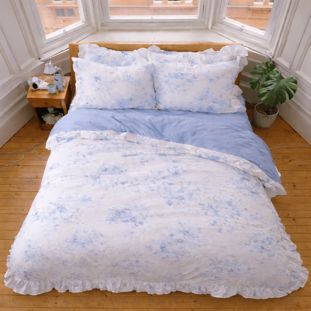 - Ever Lasting - French Ruffle Floral Small Room Bedding Set / Blue - Bedding Set - Ever Lasting