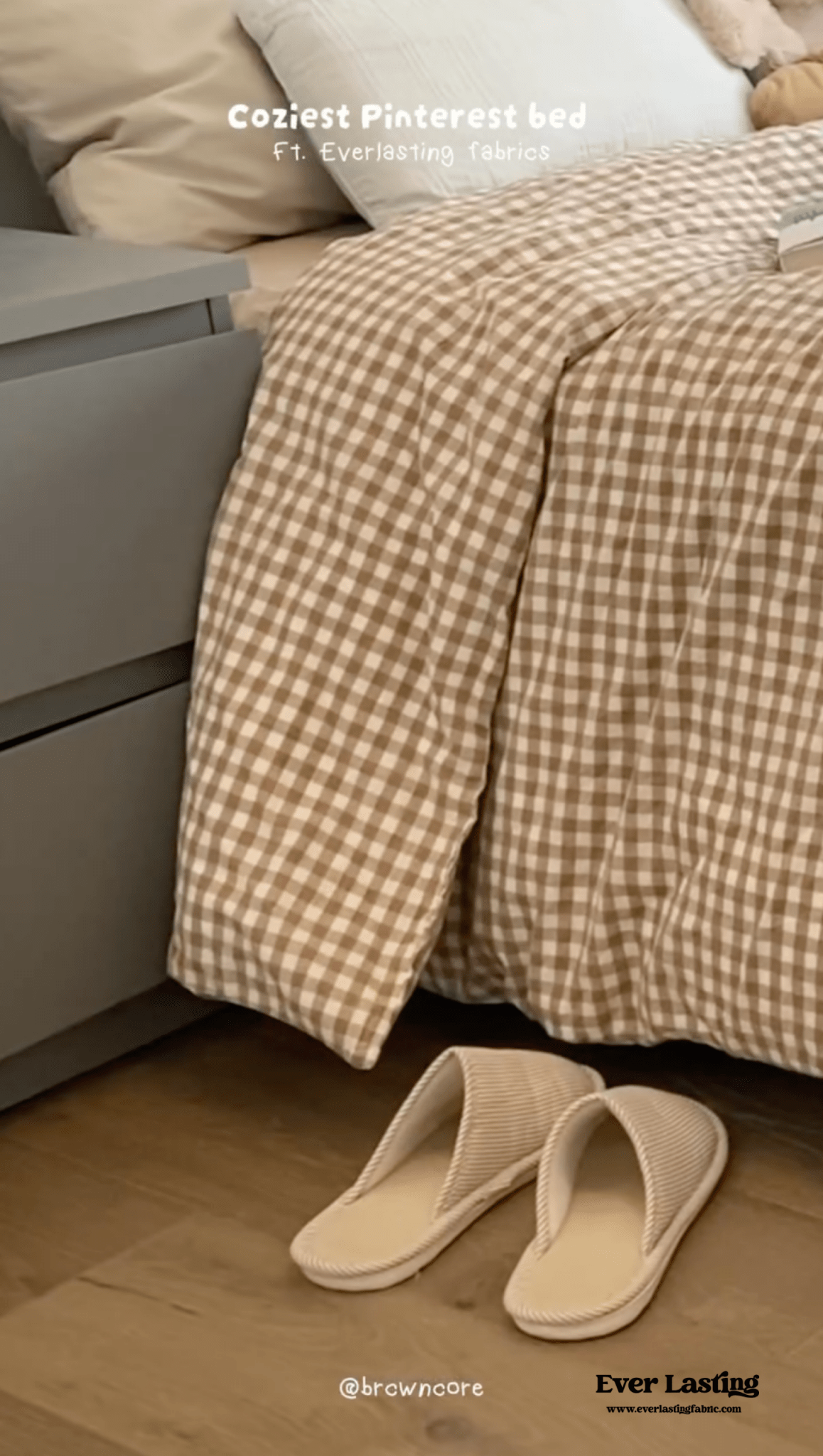 - Ever Lasting - Gingham Bedding Set / Brown - Bedding Set - Ever Lasting