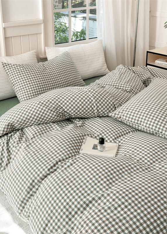 - Ever Lasting - Gingham Bedding Set / Pink - Bedding Set - Ever Lasting