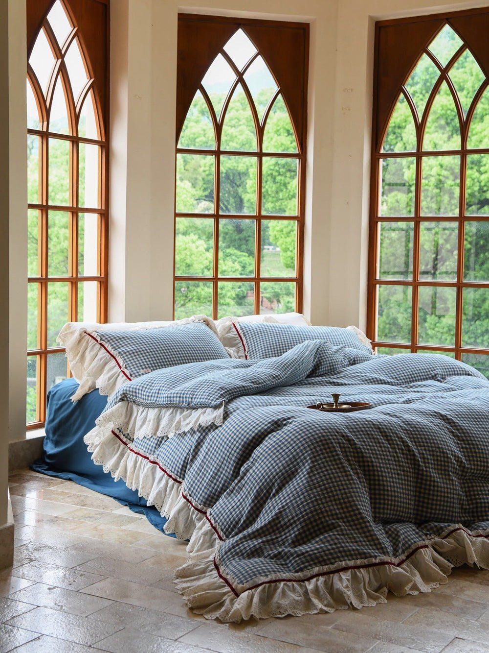 - Ever Lasting - Gingham Floral Ruffle Bedding Set / Blue White - Bedding Set - Ever Lasting