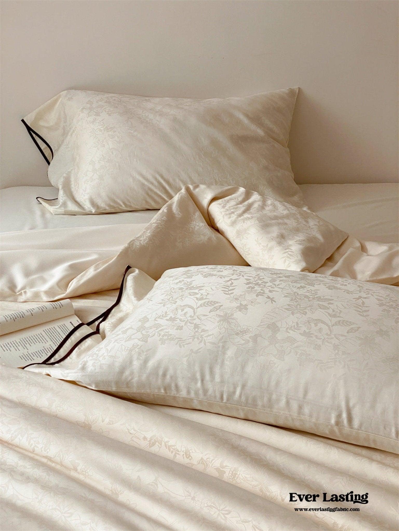 Grace Silky Floral Luxury Bedding Bundle - Ever Lasting