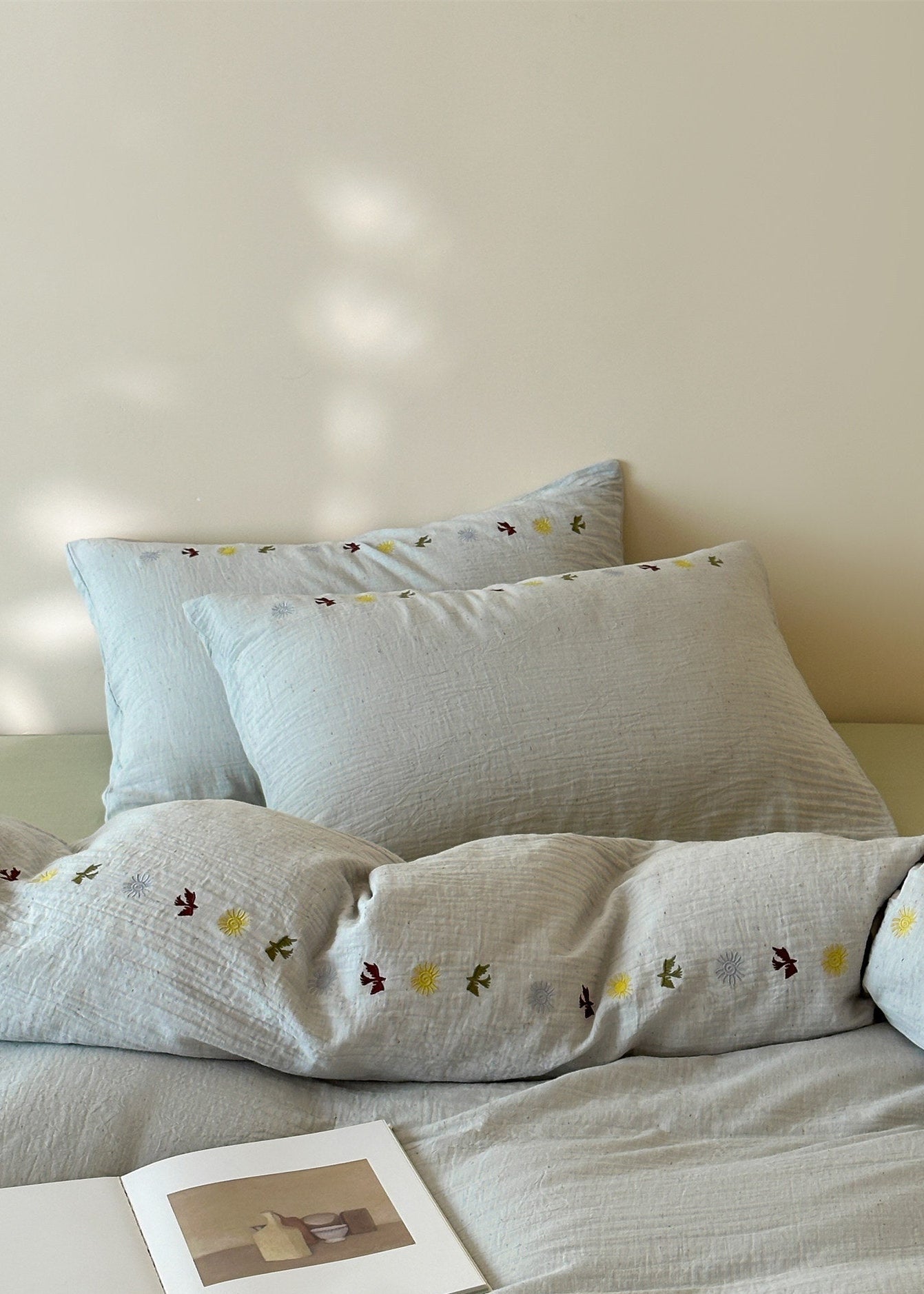 - Ever Lasting - Gracie Embroidered Bedding Bundle - Bedding Bundle - Ever Lasting