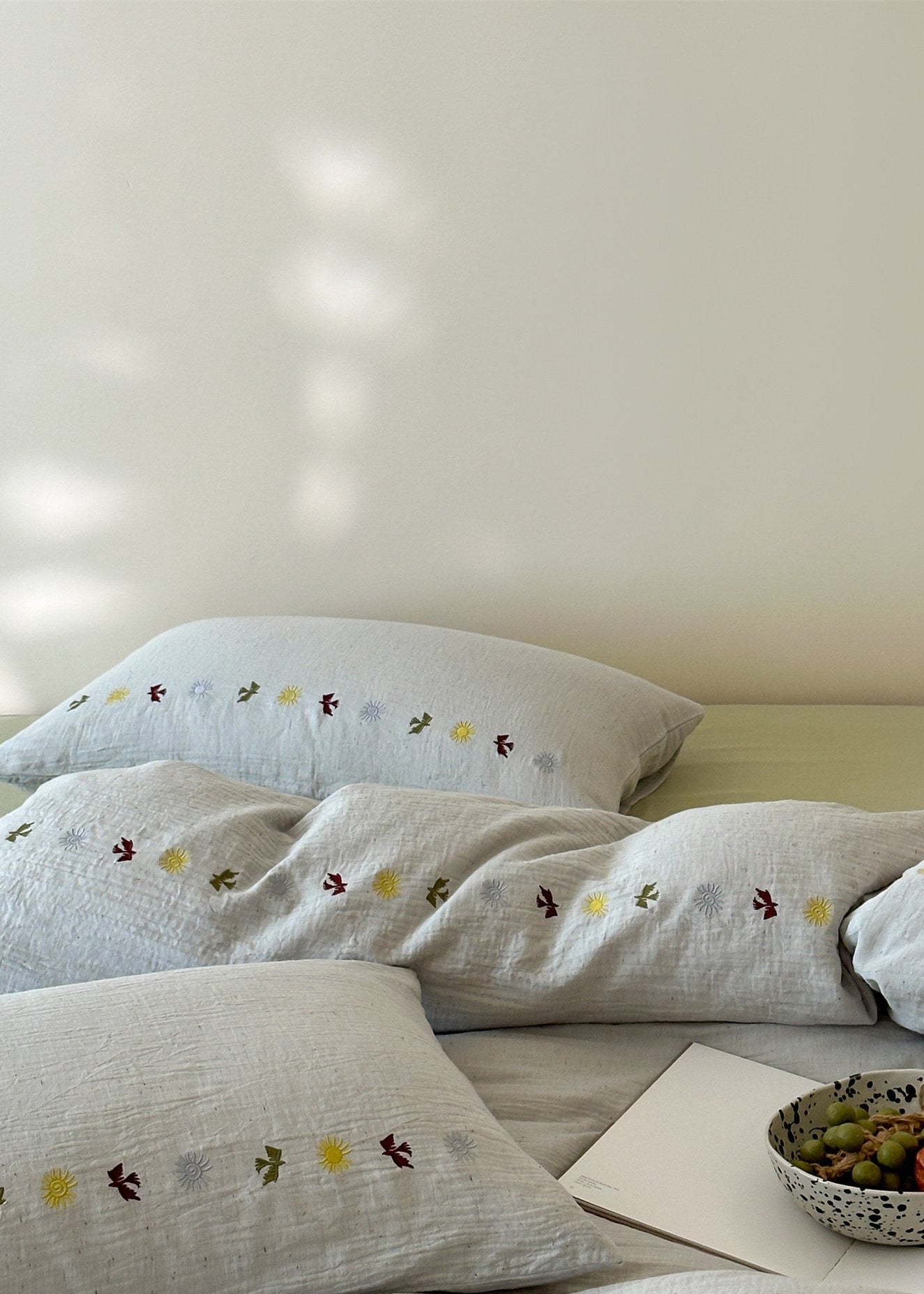 - Ever Lasting - Gracie Embroidered Bedding Bundle - Bedding Bundle - Ever Lasting