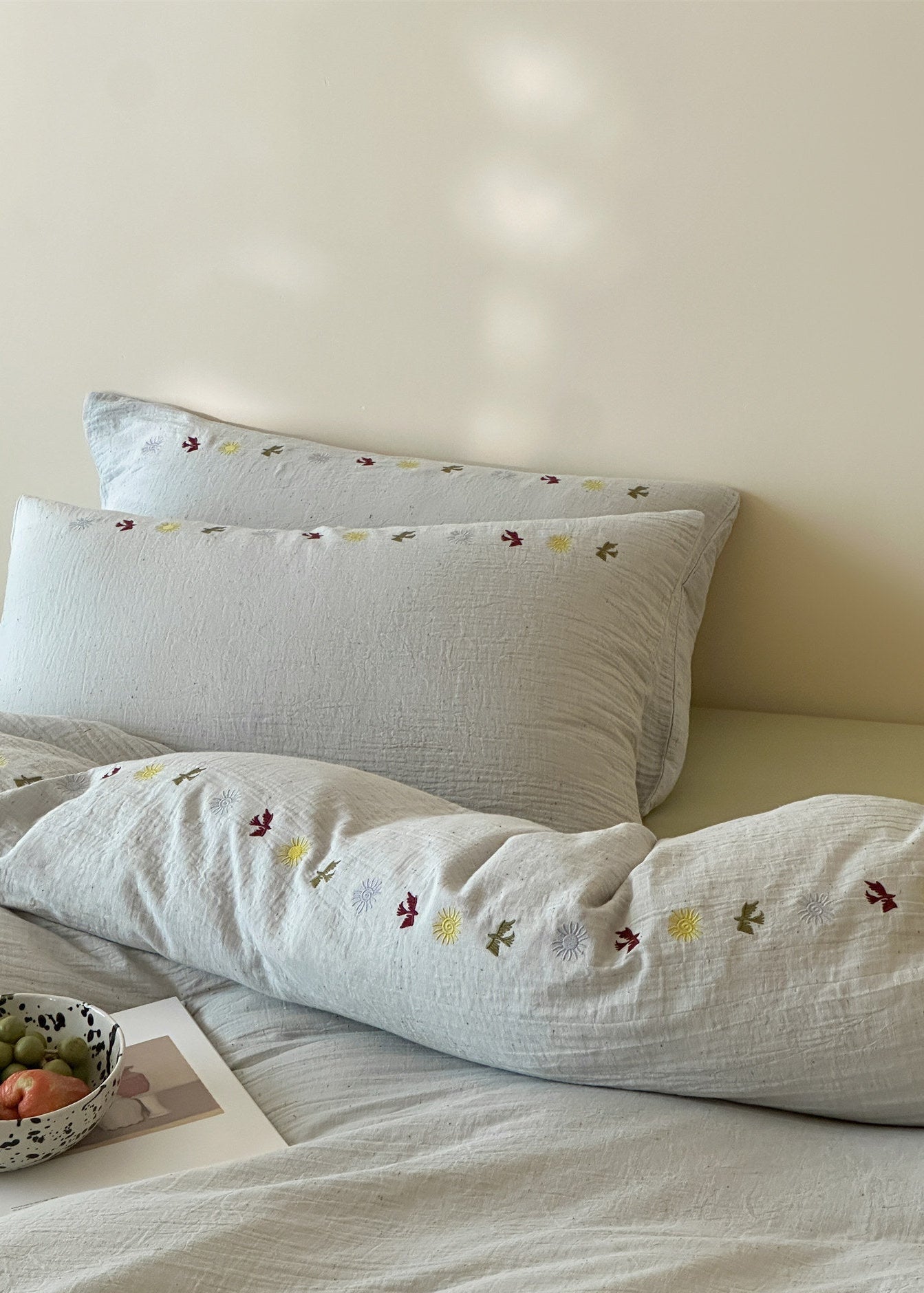 - Ever Lasting - Gracie Embroidered Bedding Bundle - Bedding Bundle - Ever Lasting