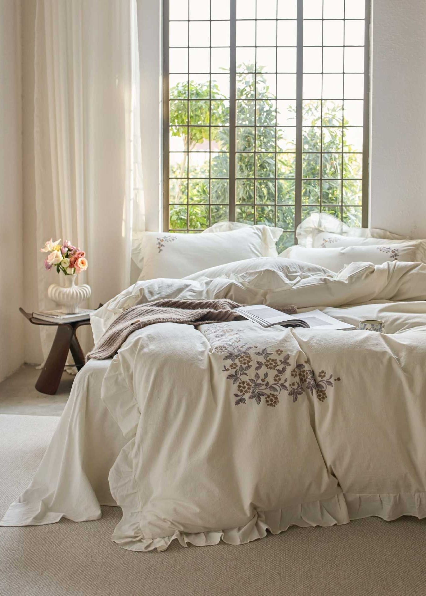 - Ever Lasting - Harriet Embroidered Floral Lace Bedding Bundle - Bedding Bundle - Ever Lasting