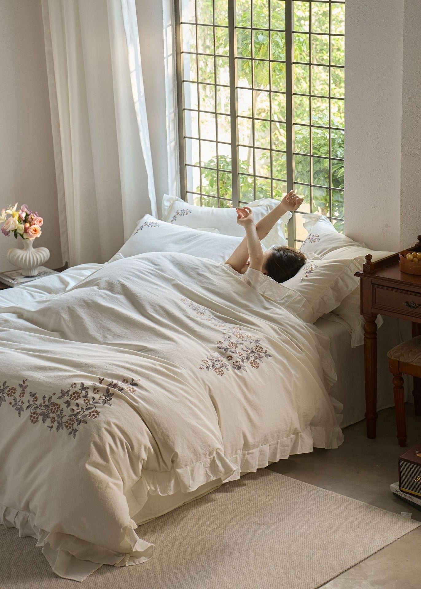 - Ever Lasting - Harriet Embroidered Floral Lace Bedding Bundle - Bedding Bundle - Ever Lasting