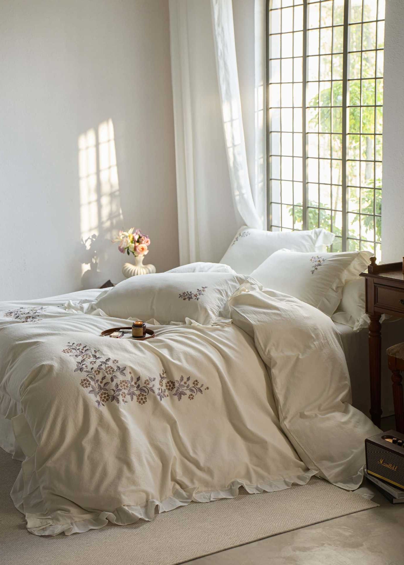 - Ever Lasting - Harriet Embroidered Floral Lace Bedding Bundle - Bedding Bundle - Ever Lasting