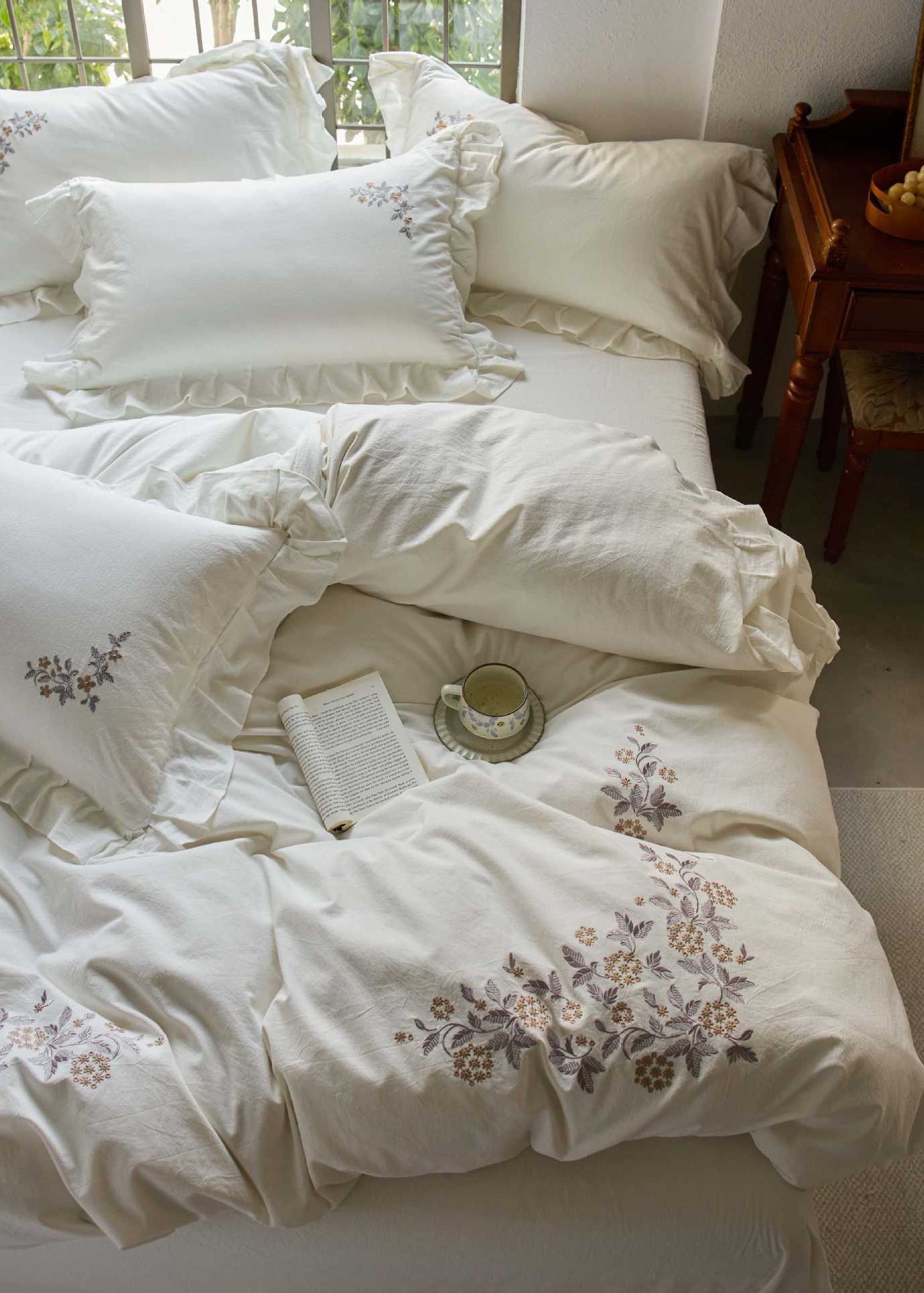 - Ever Lasting - Harriet Embroidered Floral Lace Bedding Bundle - Bedding Bundle - Ever Lasting