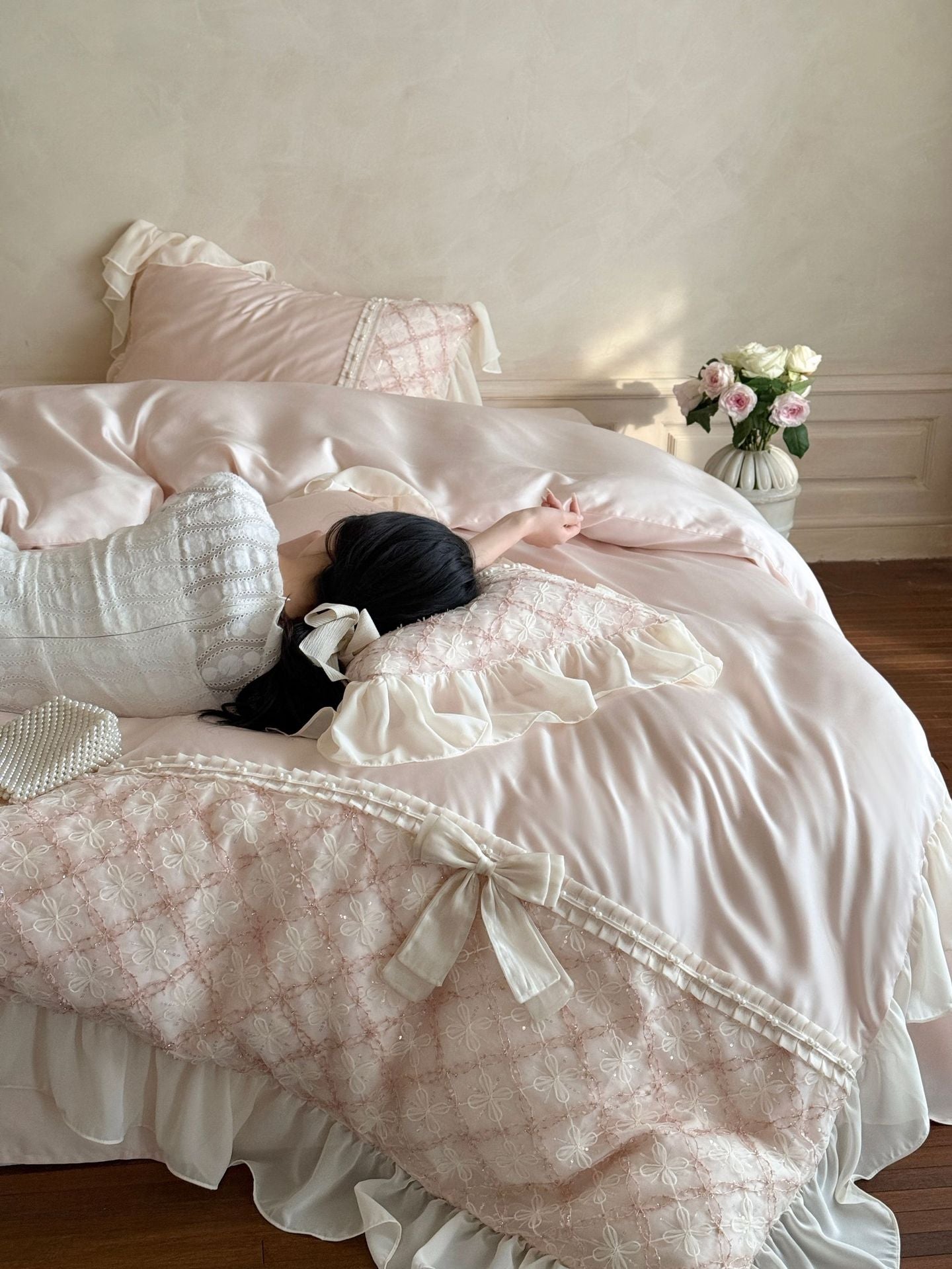 Haute Pearl TENCEL™ Bedding Set / White Romance - Ever Lasting