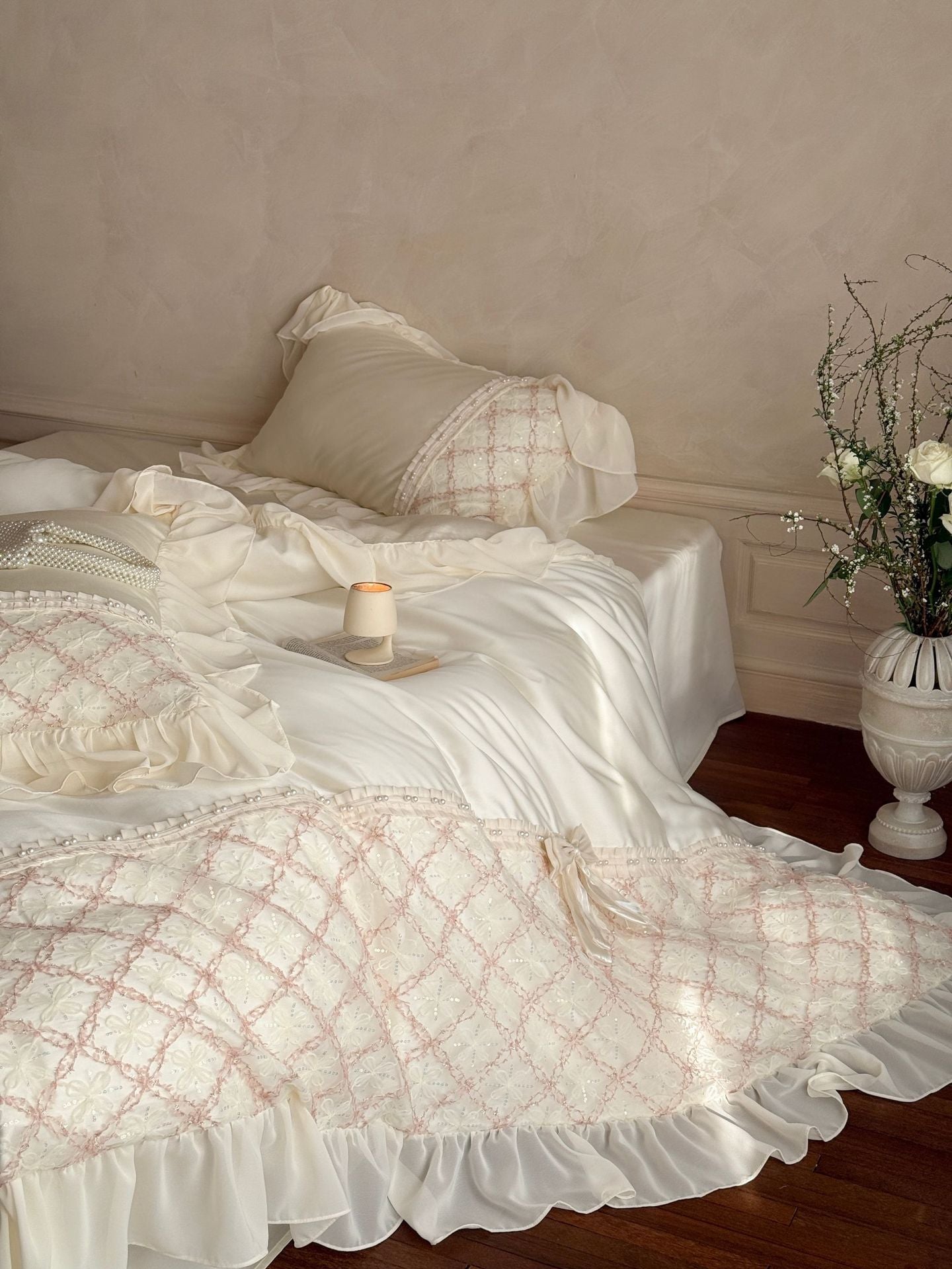 Haute Pearl TENCEL™ Bedding Set / White Romance - Ever Lasting