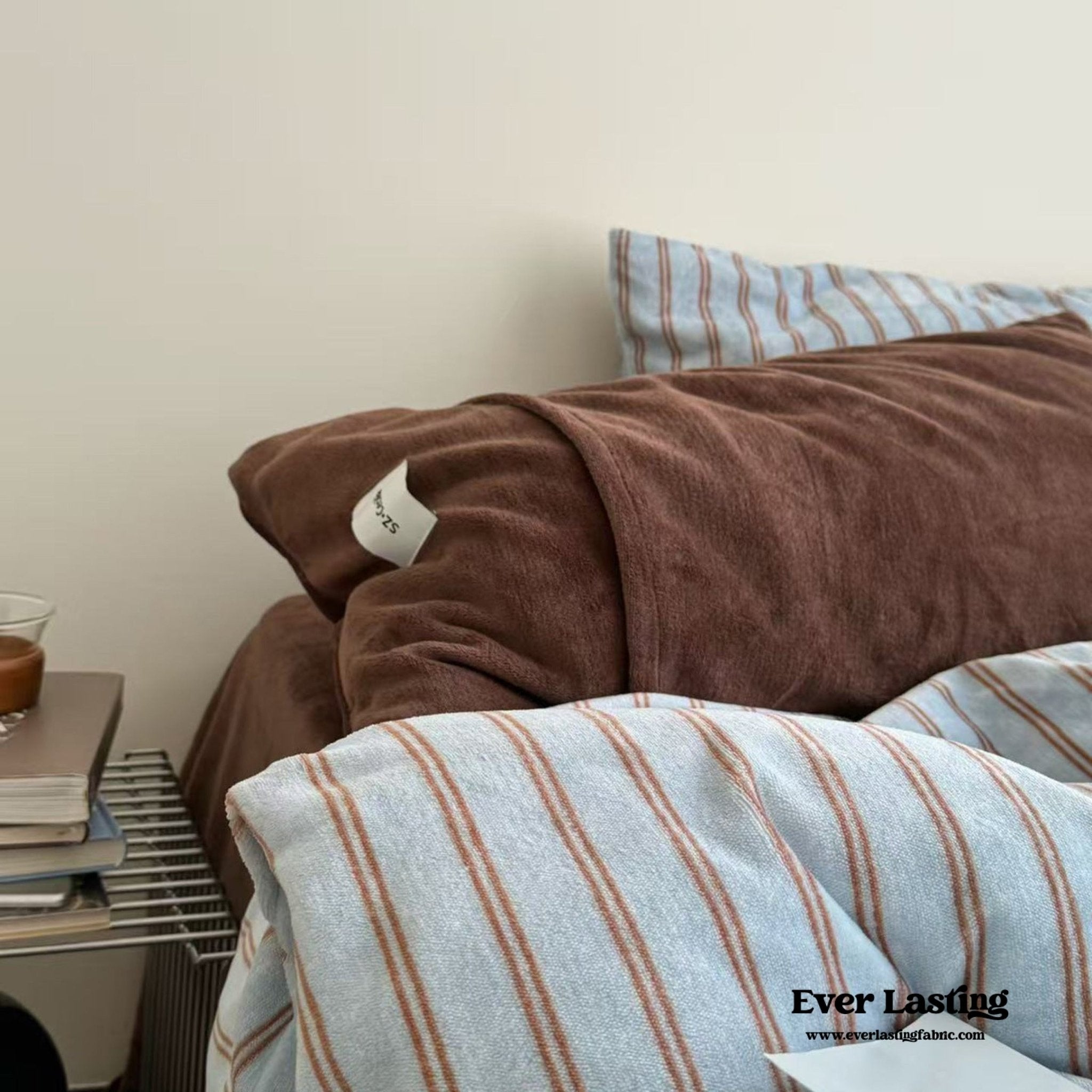 Hazel Minimalist Stripe Velvet Bedding Set / Brown - Ever Lasting