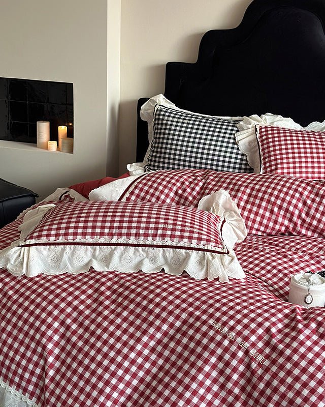 Hazel Vintage Gingham Ruffle Bedding Set / Black - Ever Lasting