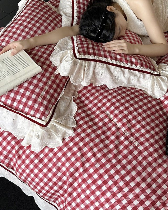 Hazel Vintage Gingham Ruffle Bedding Set / Black - Ever Lasting