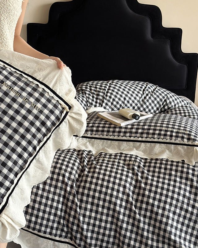 Hazel Vintage Gingham Ruffle Bedding Set / Black - Ever Lasting