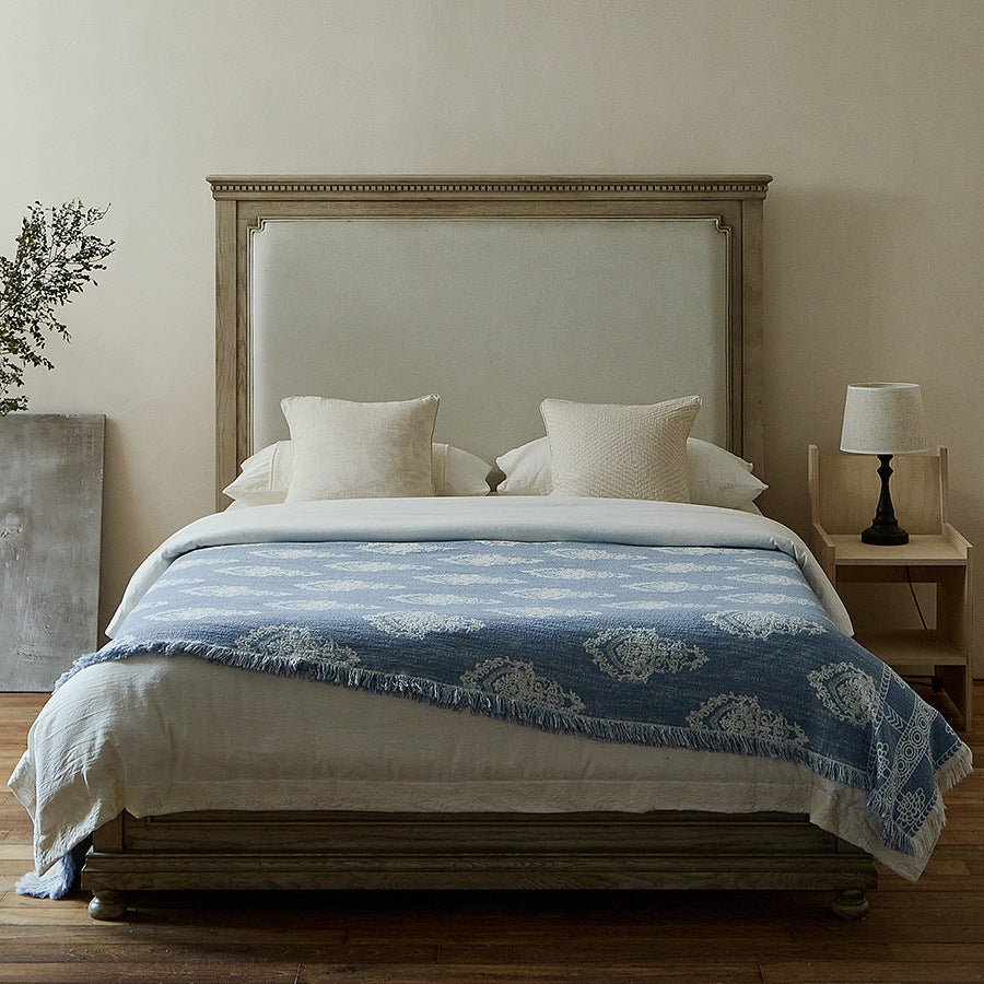 - Ever Lasting - Helena Jacquard Throw Blanket (7 Shades) - Blanket - Ever Lasting