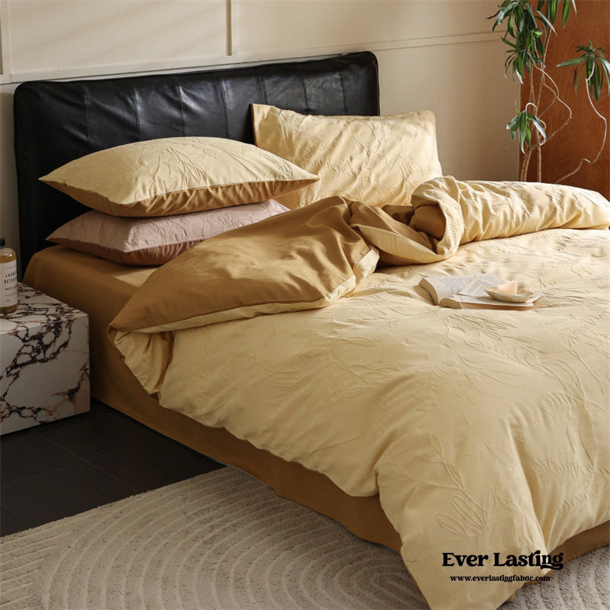 Hidden Garden Jacquard Floral Bedding Set / Moss Green - Ever Lasting