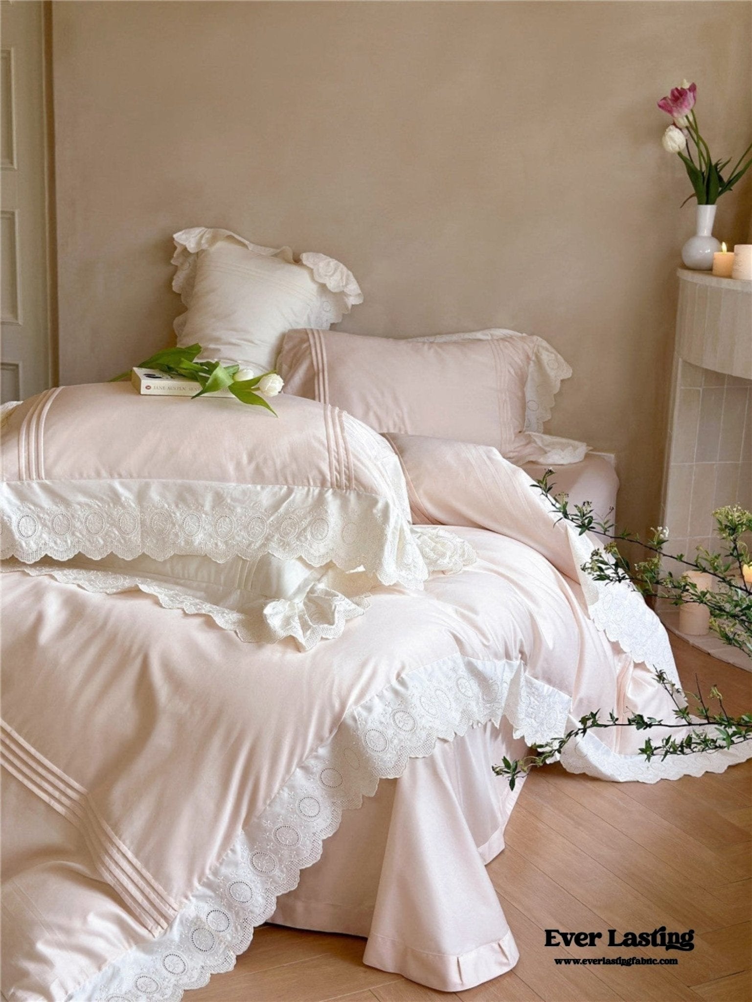 Isabelle Silky Cottage Ruffled Bedding Set / Pink - Ever Lasting