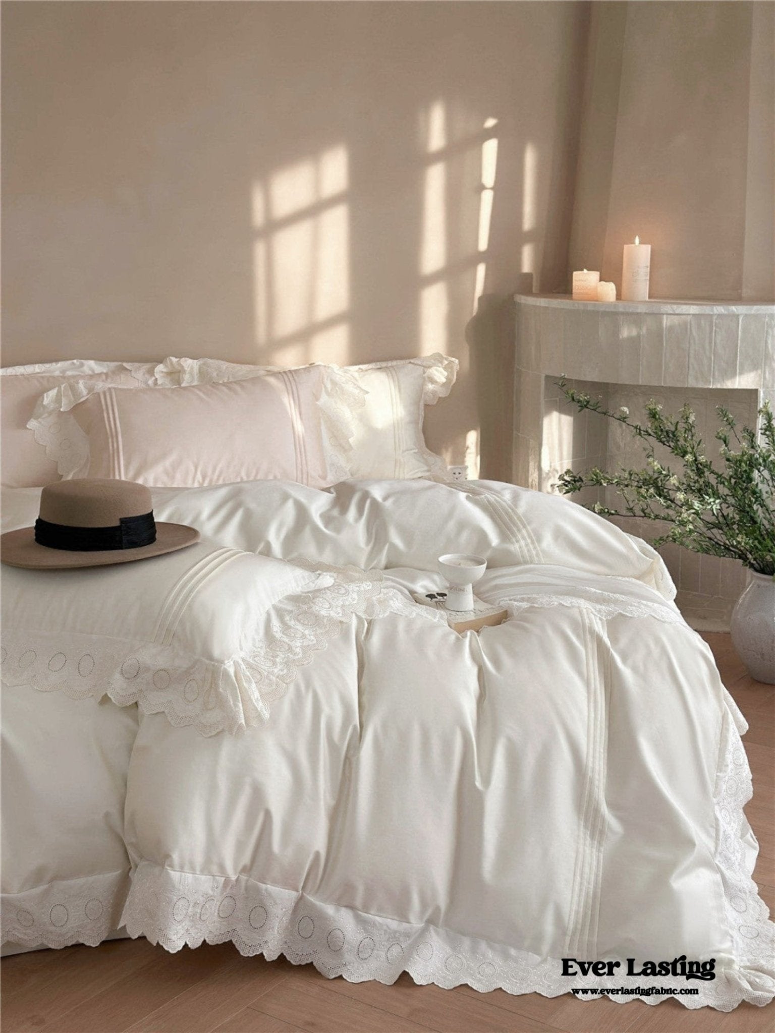 Isabelle Silky Cottage Ruffled Bedding Set / Pink - Ever Lasting