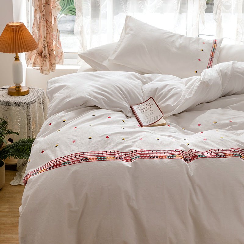 Isla White Floral Embroidered Bedding Set / Rainbow - Ever Lasting