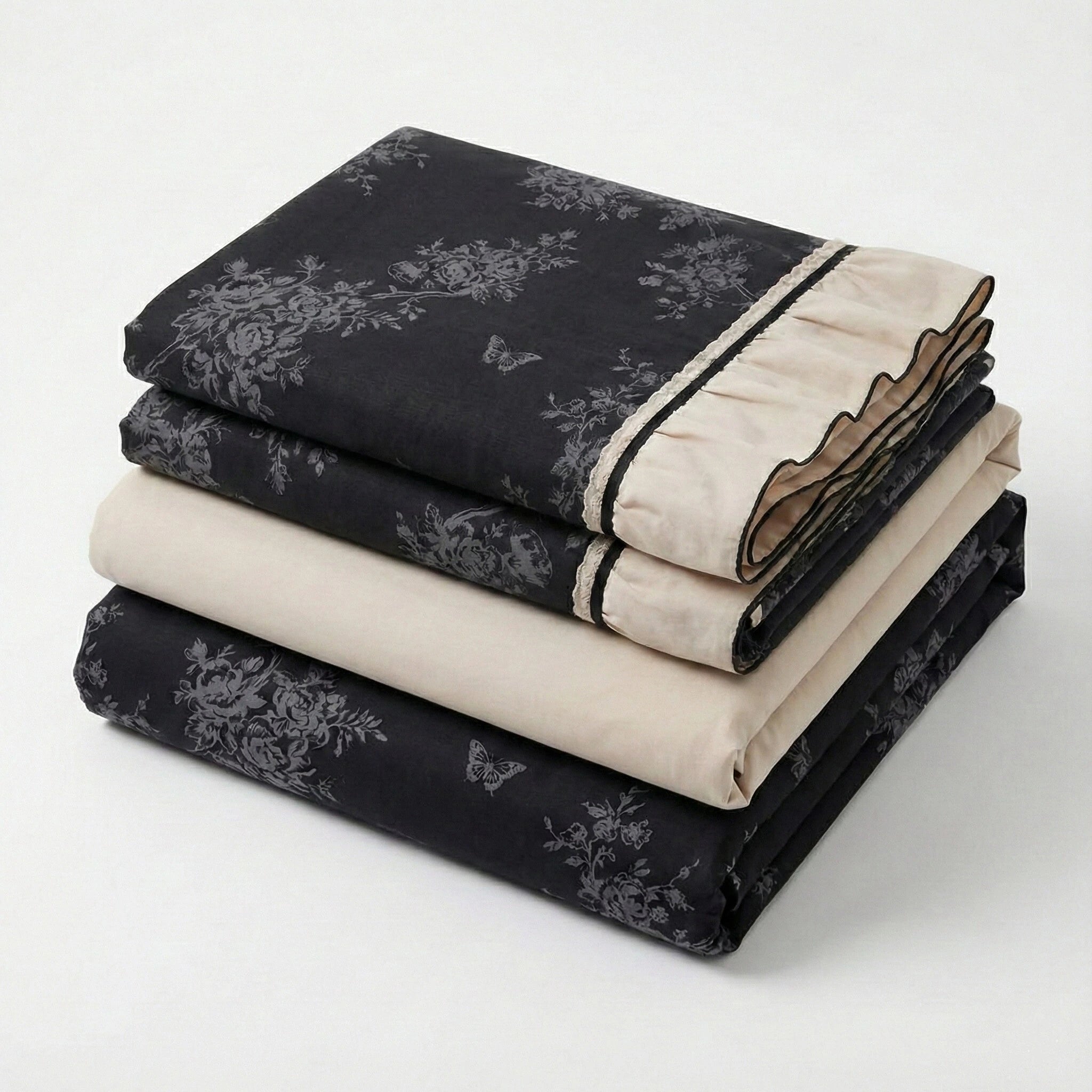 - Ever Lasting - Jacquard Gilded Velvet Ruffled Bedding Set / Black - Bedding Set - Ever Lasting