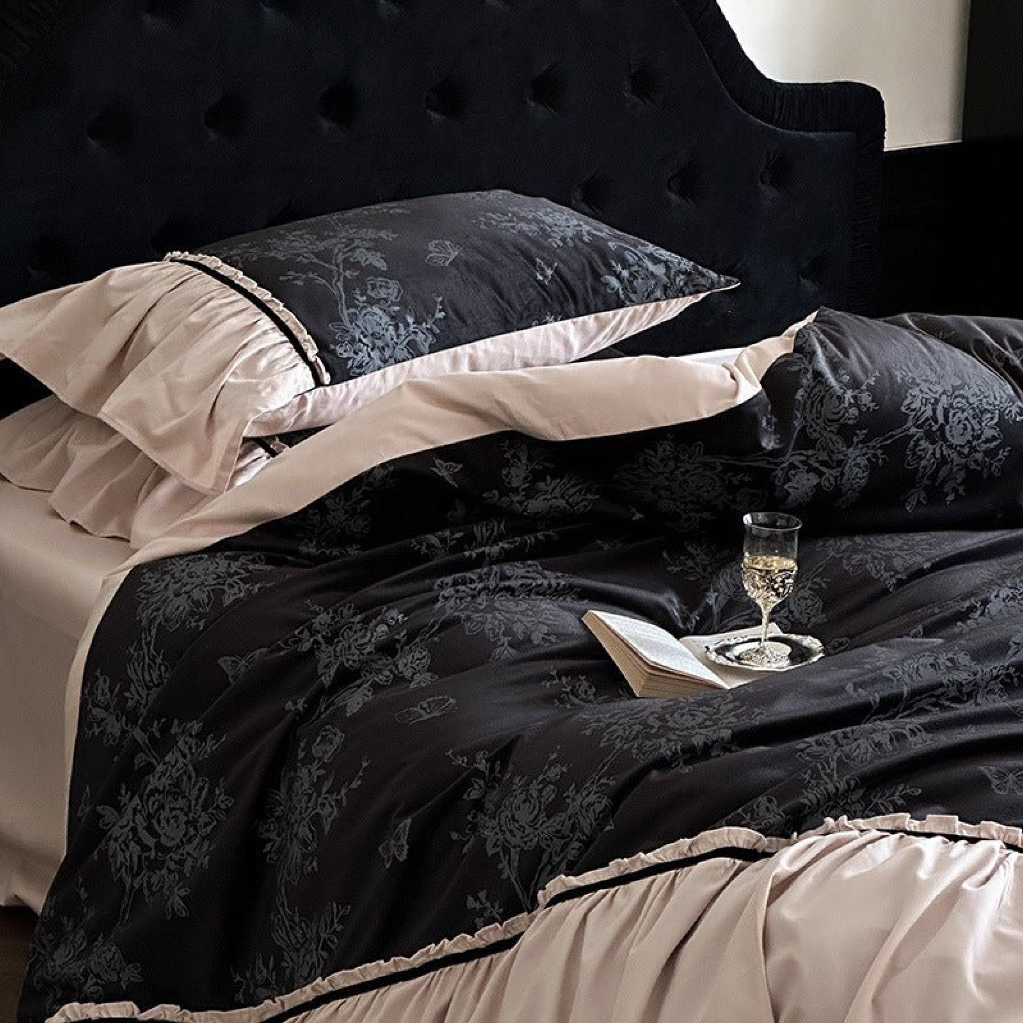 Jacquard Gilded Velvet Ruffled Bedding Set / Brown - Ever Lasting