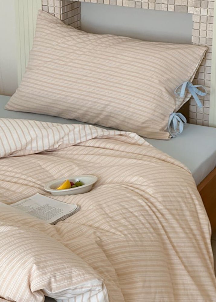 Josie Bow Tied Striped Bedding Set / Cream - Ever Lasting