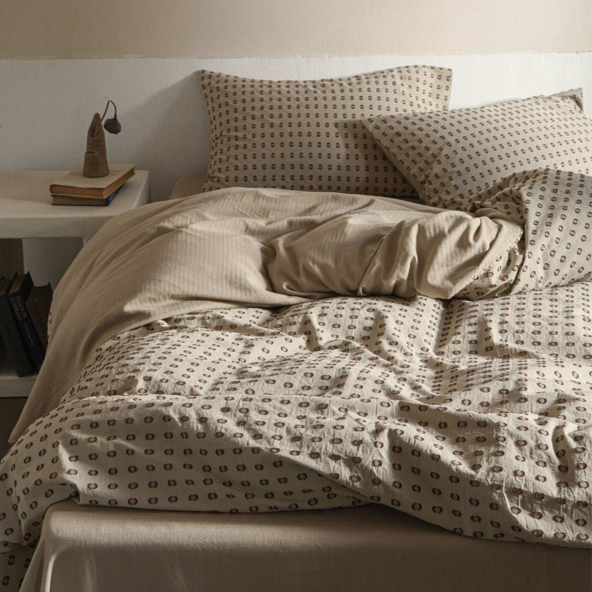 - Ever Lasting - Kiera Polka Dot Bedding Set / Khaki - Bedding Set - Ever Lasting