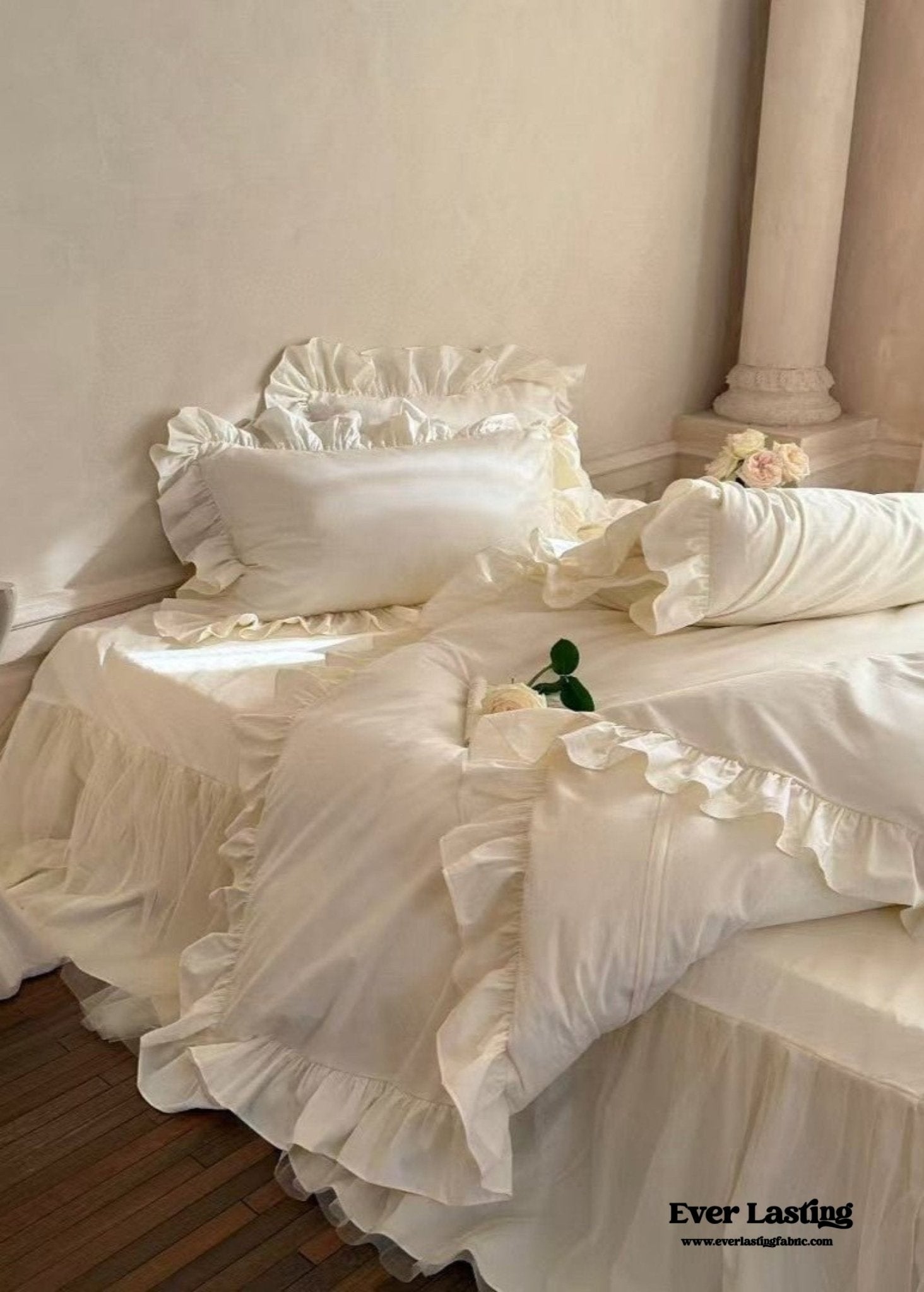 Lacey Lace Ruffle Washed Cotton Bedding Set / White - Ever Lasting