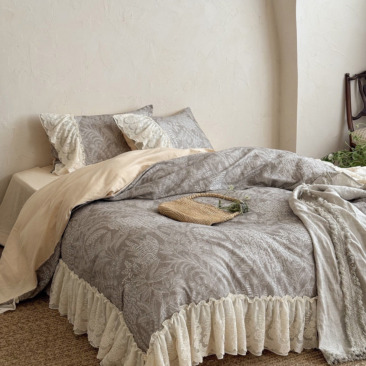 - Ever Lasting - Lena Ruffle Lace Embroidered Bedding Bundle - Bedding Bundle - Ever Lasting