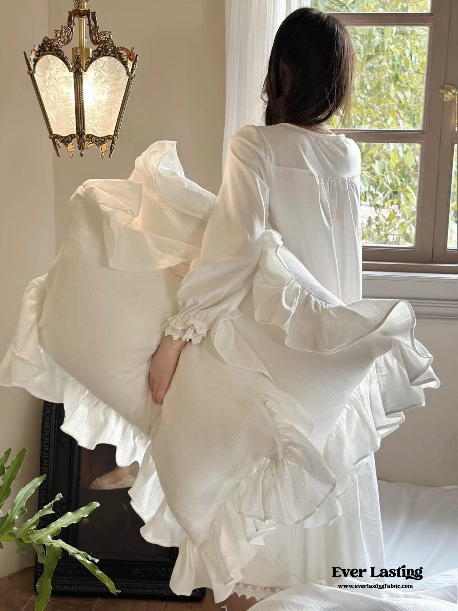 Liliane Elegant Ruffle Double Gauze Bedding Set / Hollow Out - Ever Lasting