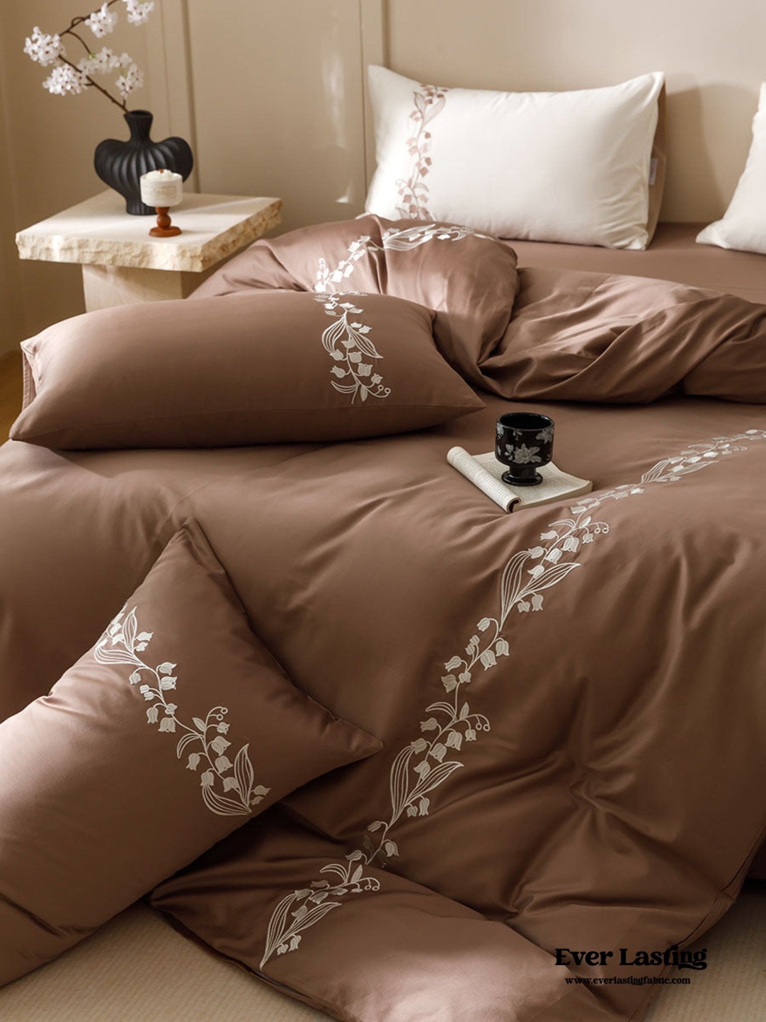 Lily of the Valley Embroidered Silky Bedding Set / Cream - Ever Lasting