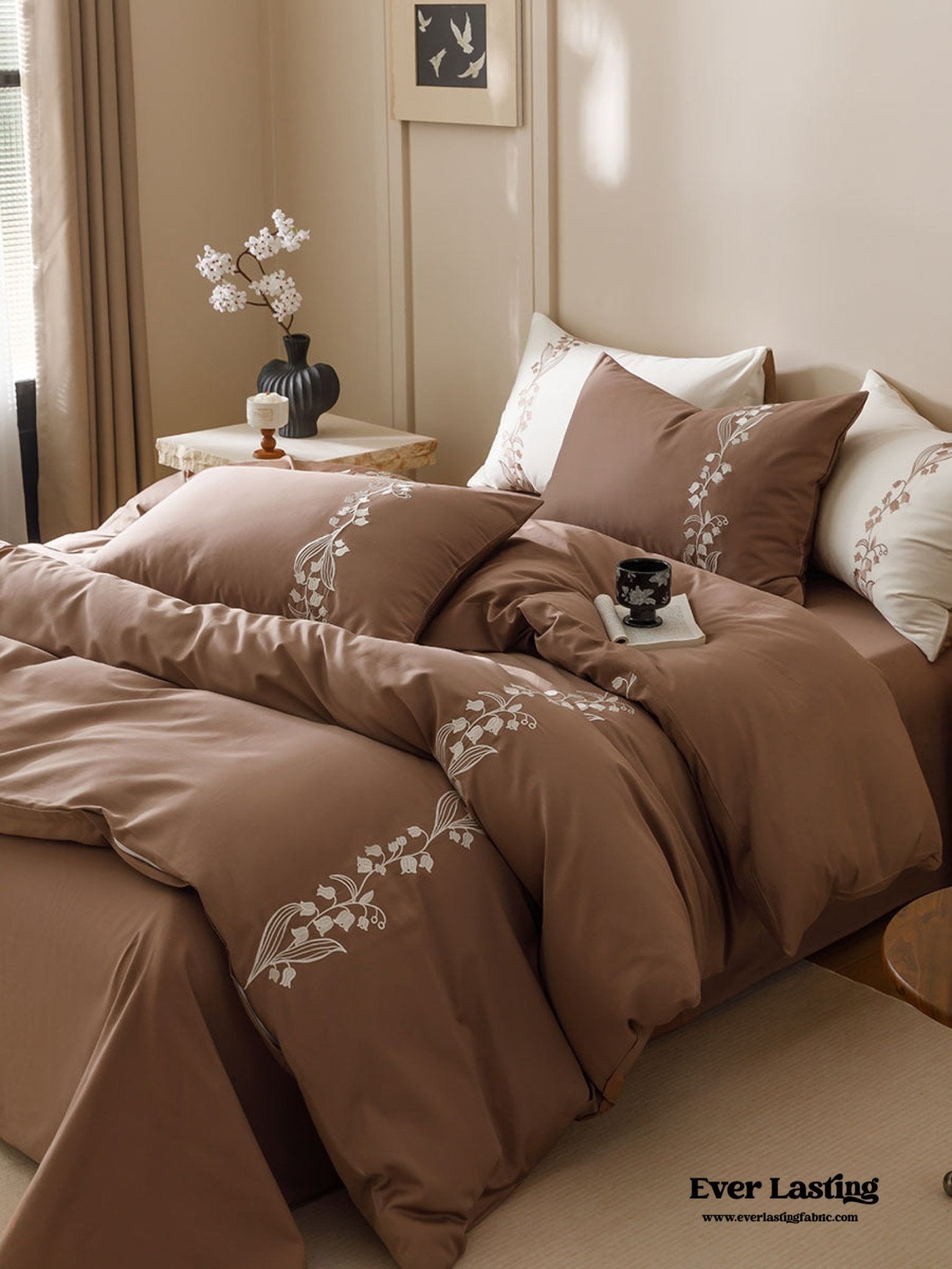 Lily of the Valley Embroidered Silky Bedding Set / Green - Ever Lasting