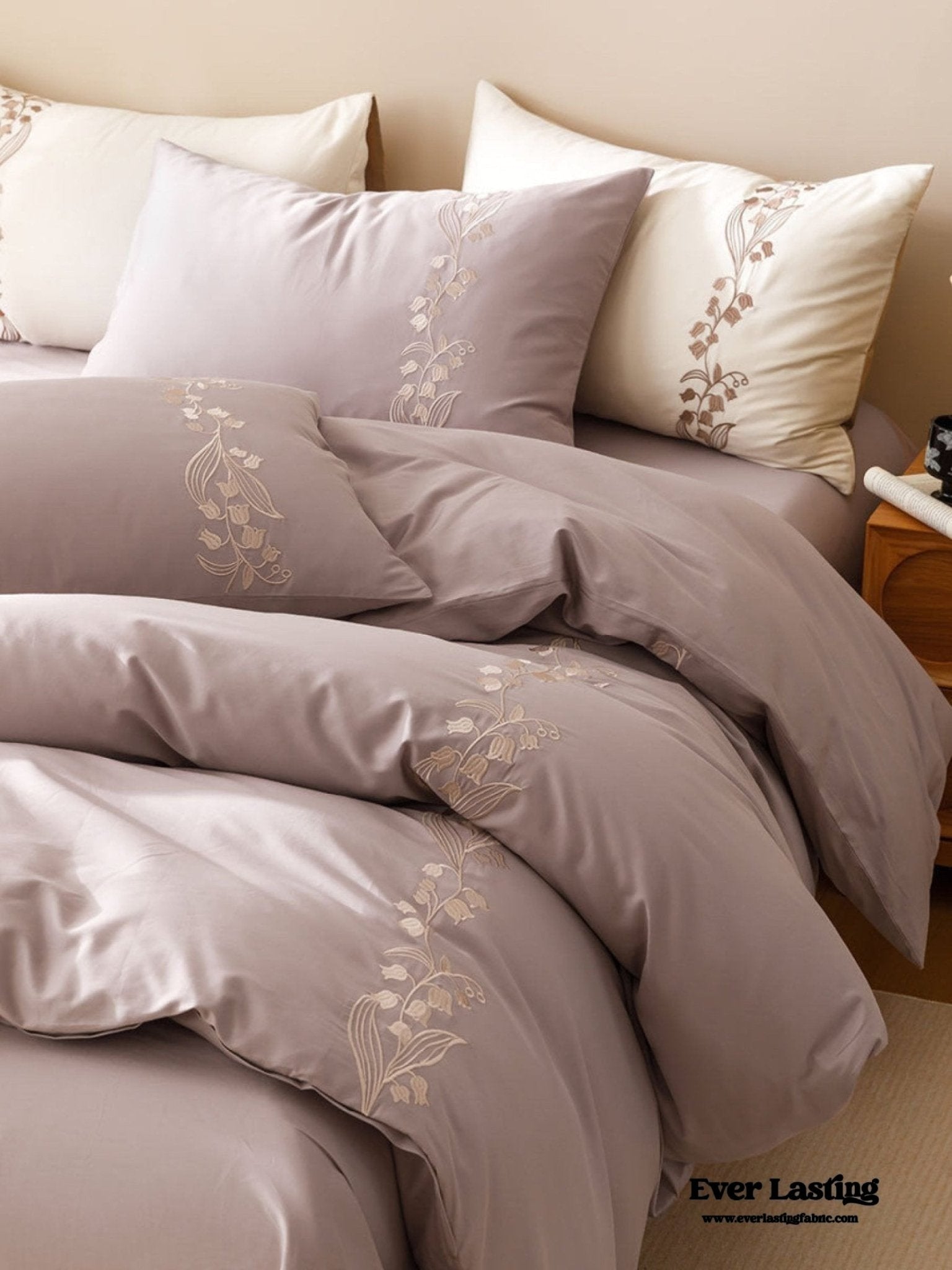 Lily of the Valley Embroidered Silky Bedding Set / Purple - Ever Lasting