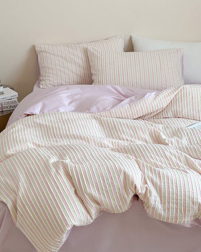 Logan Modern Pleated Striped Bedding Bundle - Ever Lasting