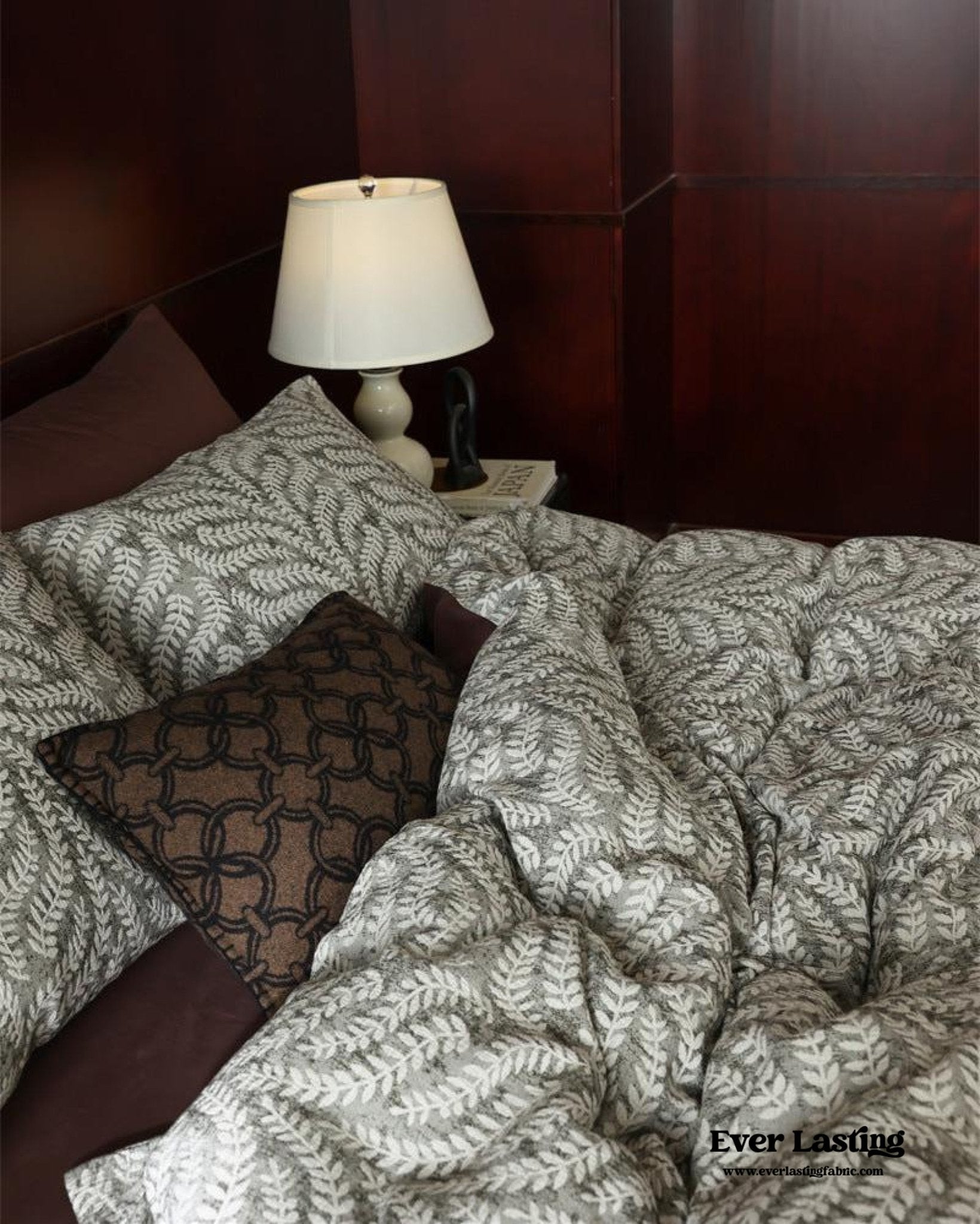 Lucien Silky Vintage Jacquard Bedding Bundle - Ever Lasting