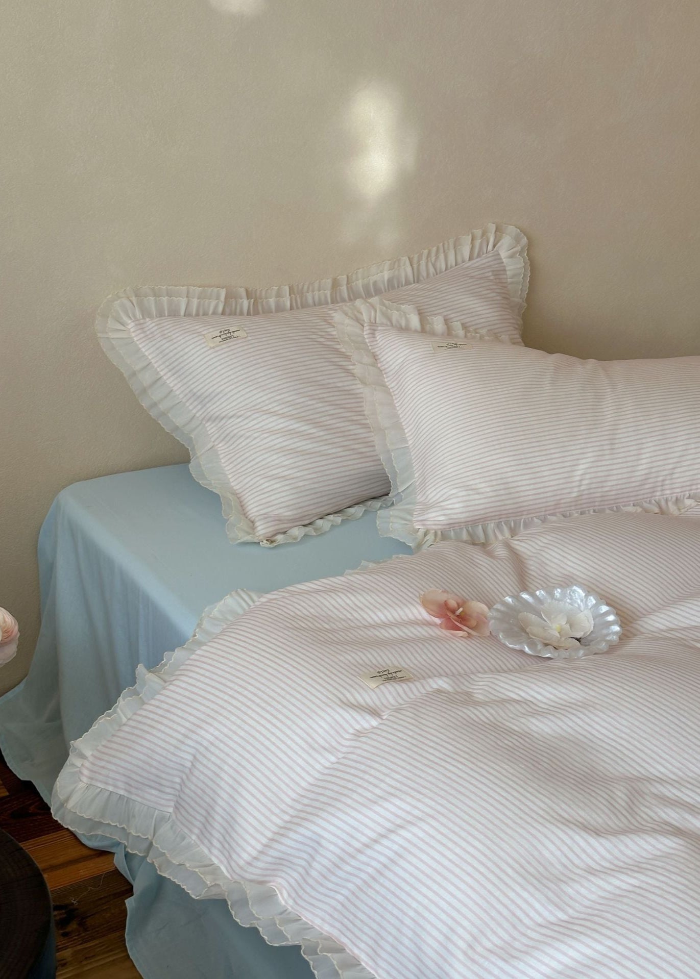 Mabel Lace Double Gauze Striped Bedding Set / Blue - Ever Lasting