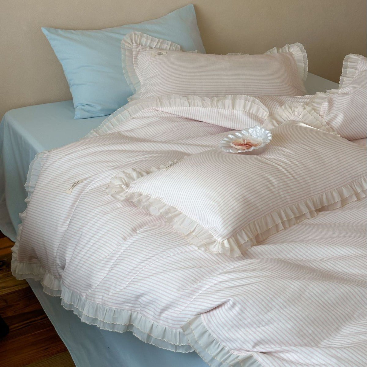Mabel Lace Double Gauze Striped Bedding Set / Blue - Ever Lasting